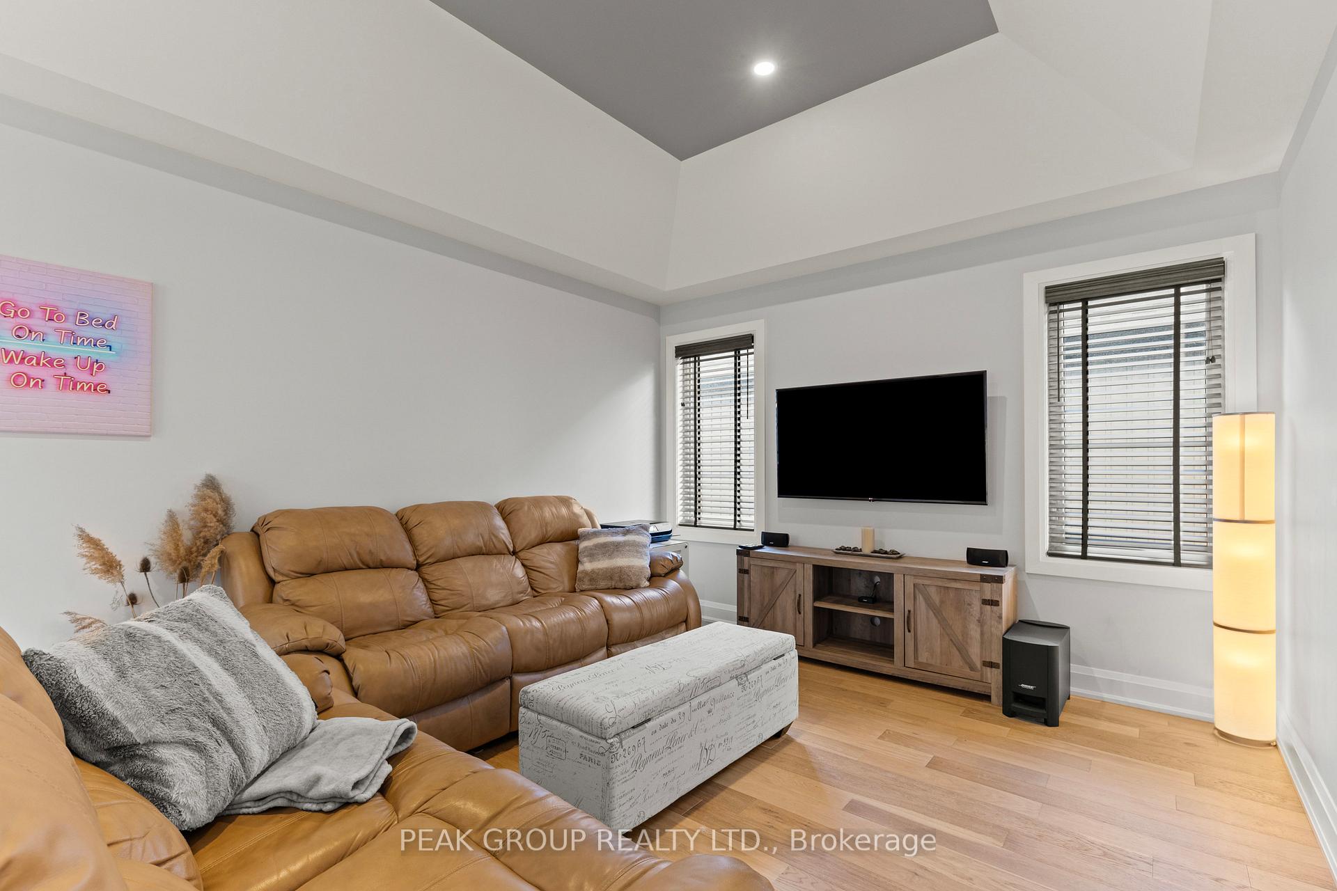 Photo 16 of 119 Susan Drive, Pelham, Fonthill — HOMEH