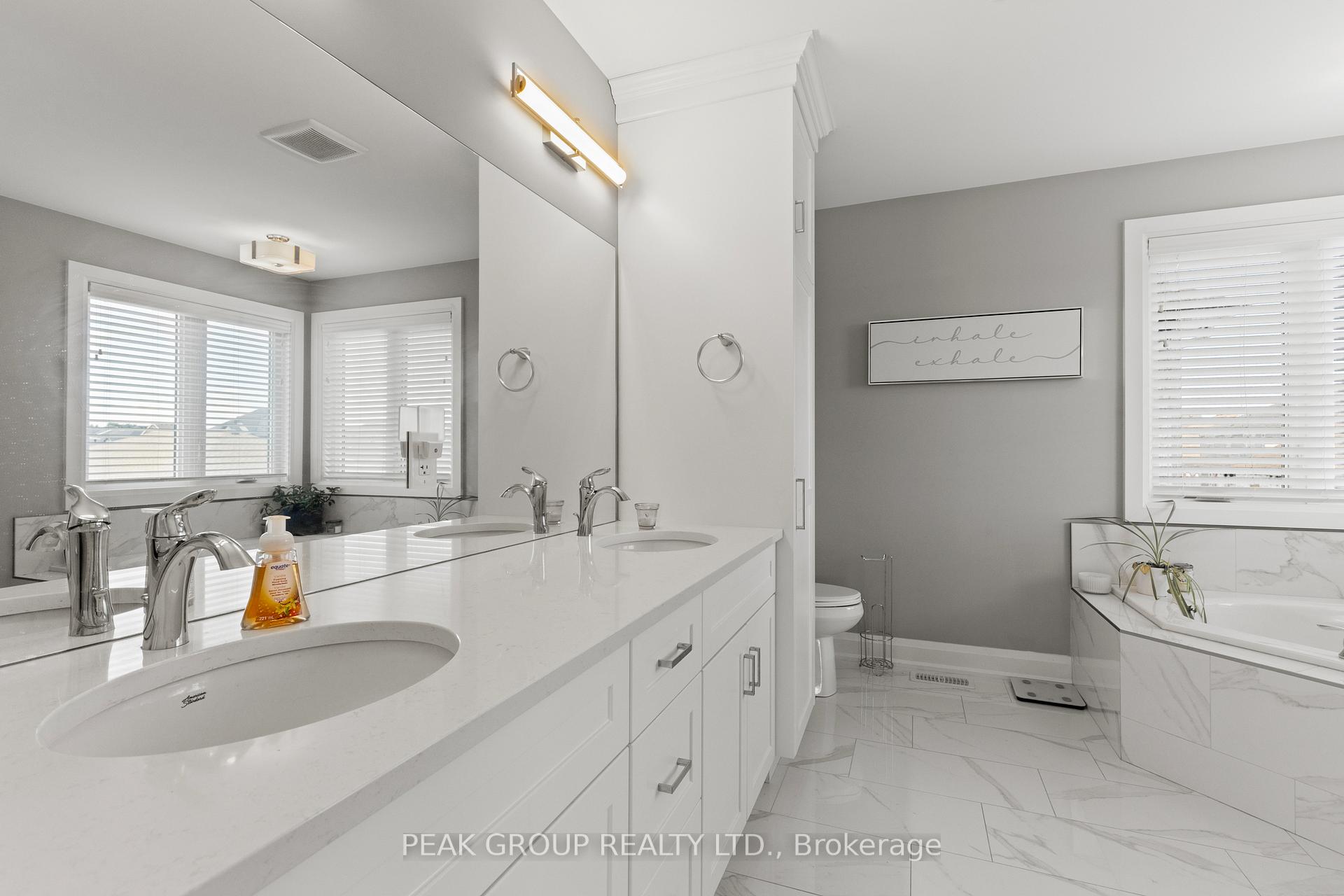 Photo 19 of 119 Susan Drive, Pelham, Fonthill — HOMEH