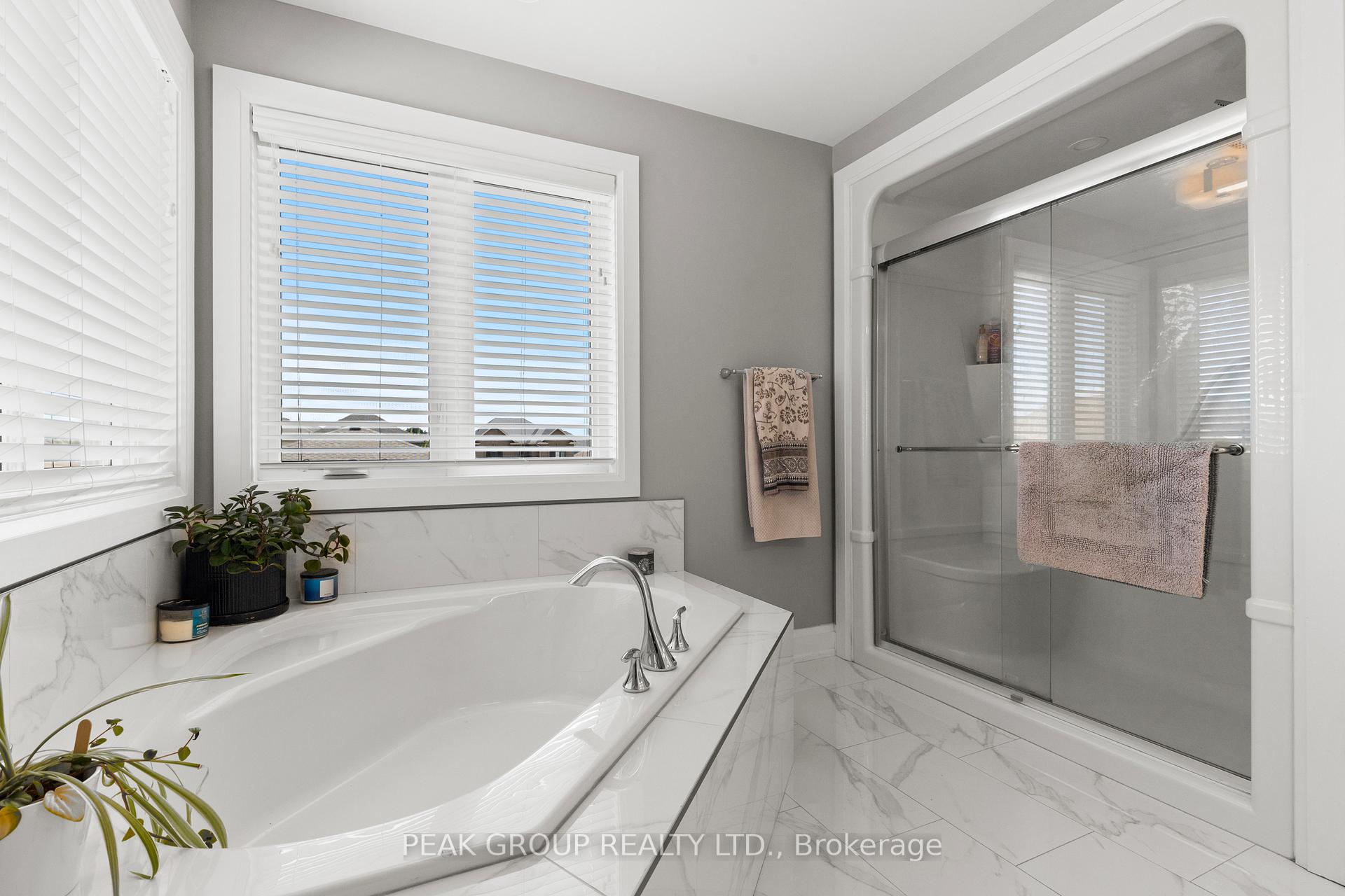 Photo 28 of 119 Susan Drive, Pelham, Fonthill — HOMEH