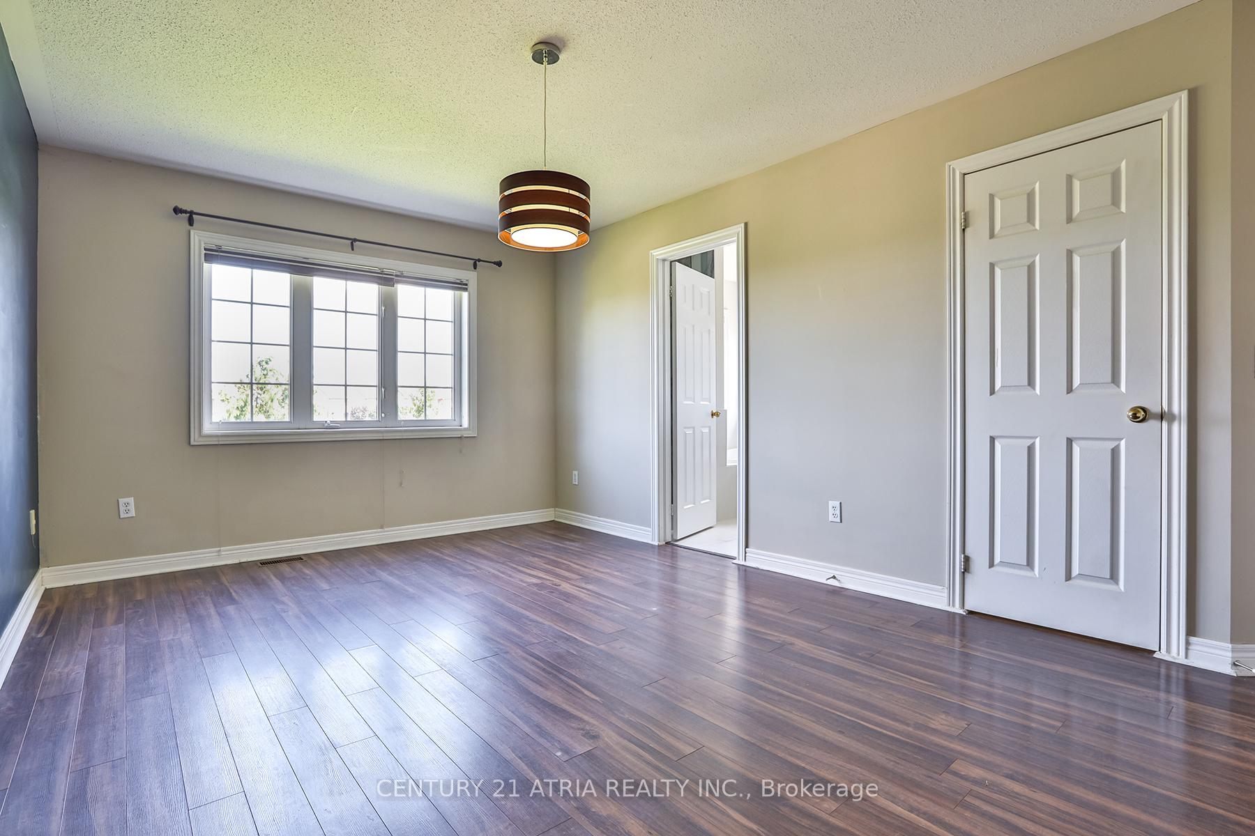 Photo 20 of 68 Sunburst Crescent, Markham, Greensborough — HOMEH