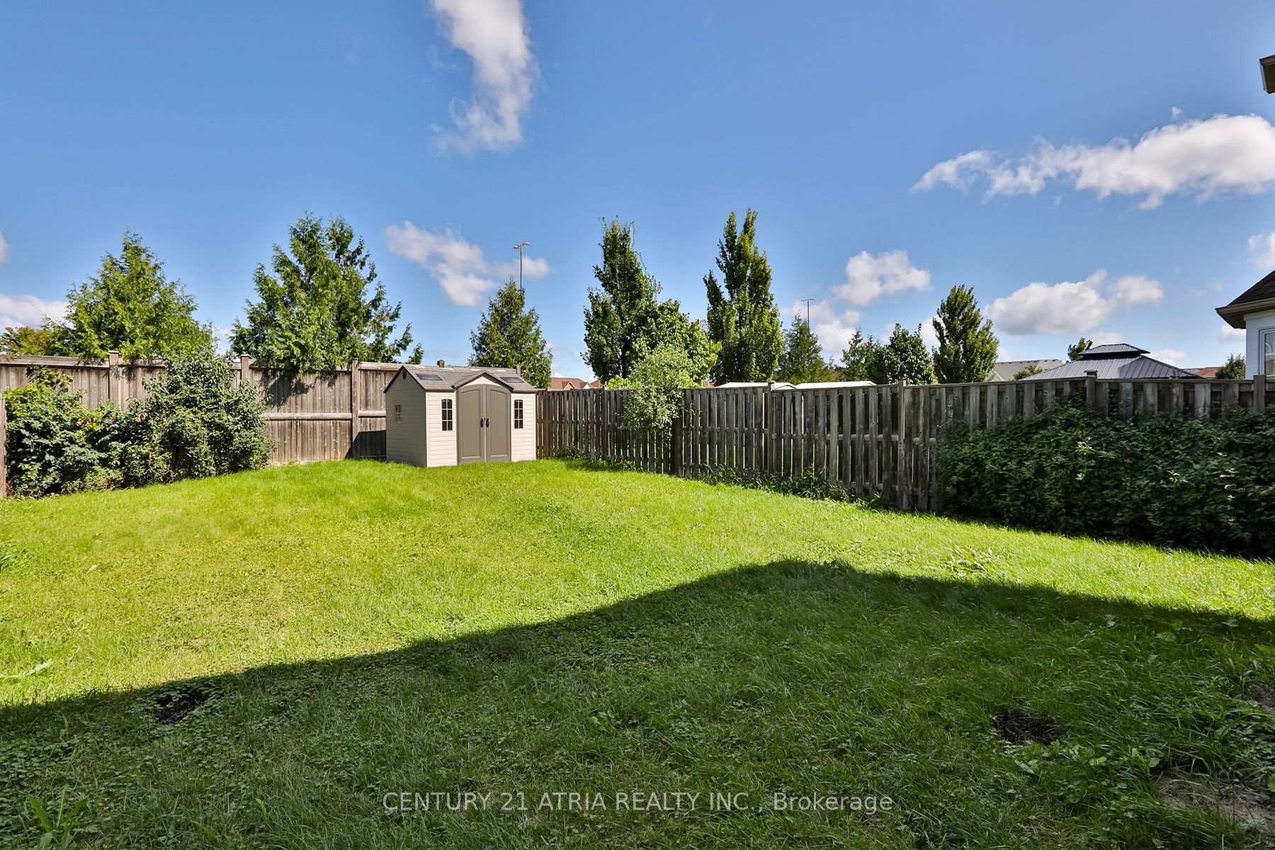 Photo 25 of 68 Sunburst Crescent, Markham, Greensborough — HOMEH