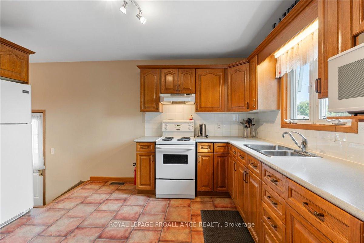 Photo 37 of 356 Dufferin Avenue, Belleville, Belleville Ward — HOMEH