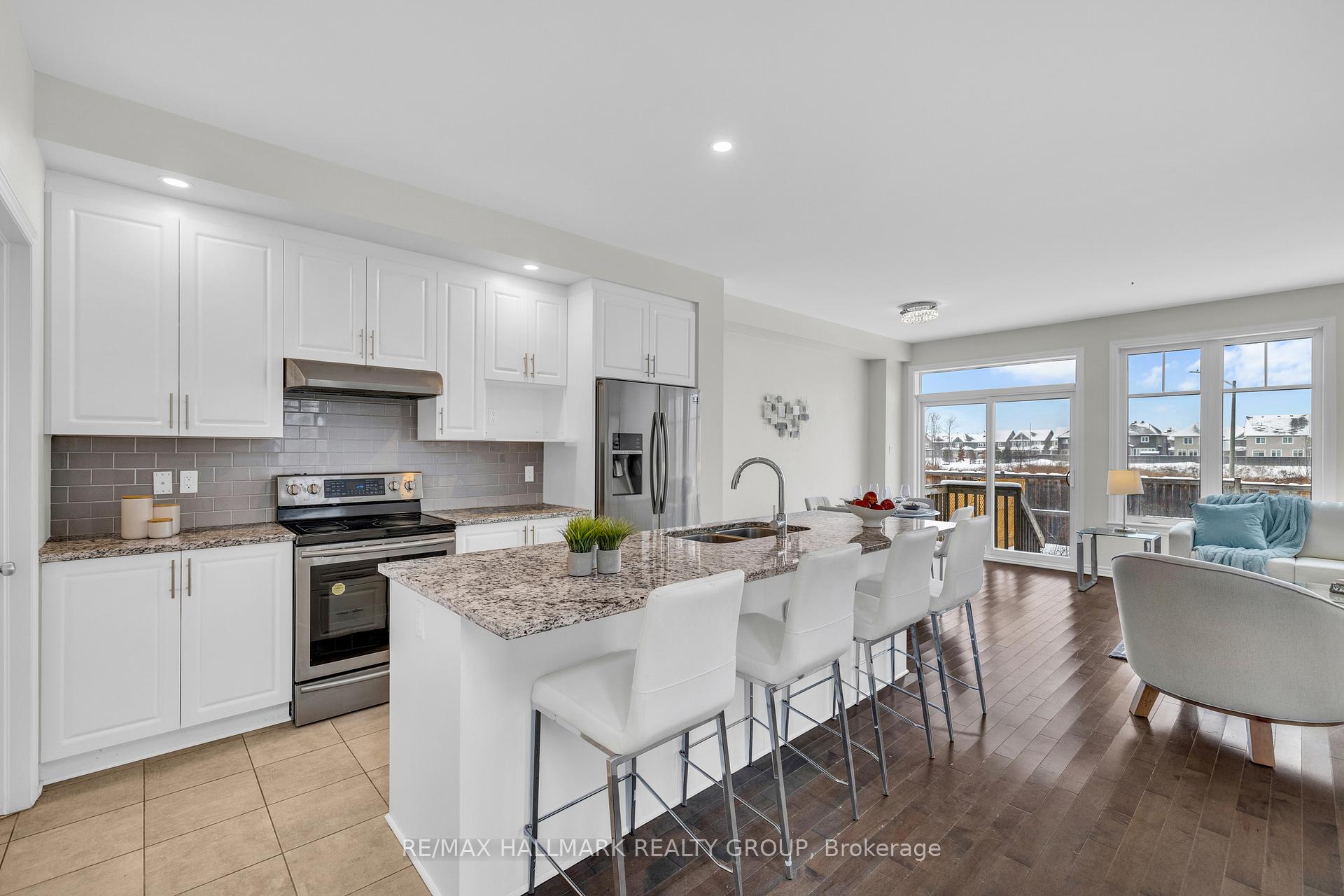 Photo 5 of 839 Miikana Road, Ottawa, Blossom Park/Kemp Park/Findlay Creek — HOMEH