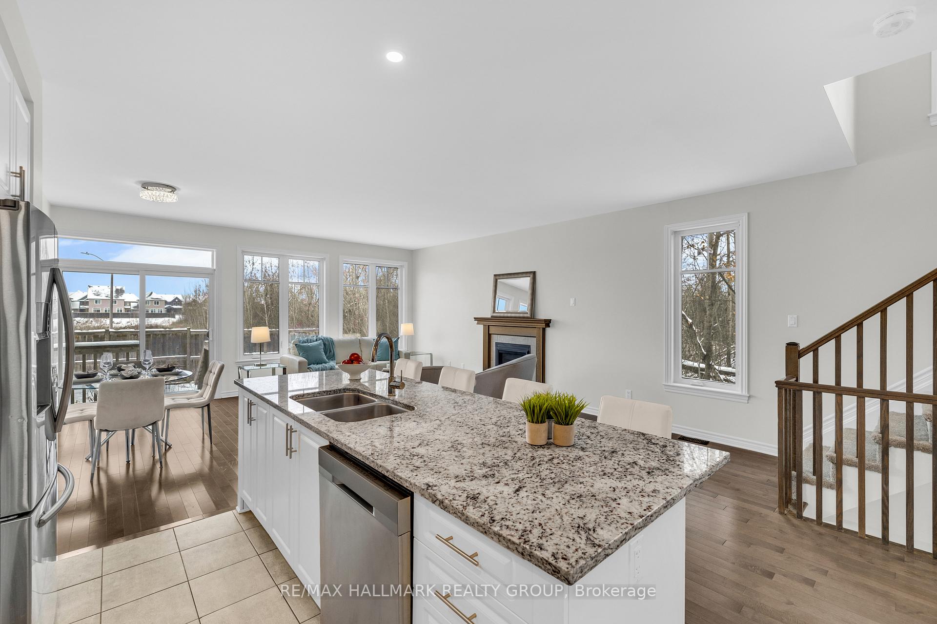 Photo 11 of 839 Miikana Road, Ottawa, Blossom Park/Kemp Park/Findlay Creek — HOMEH