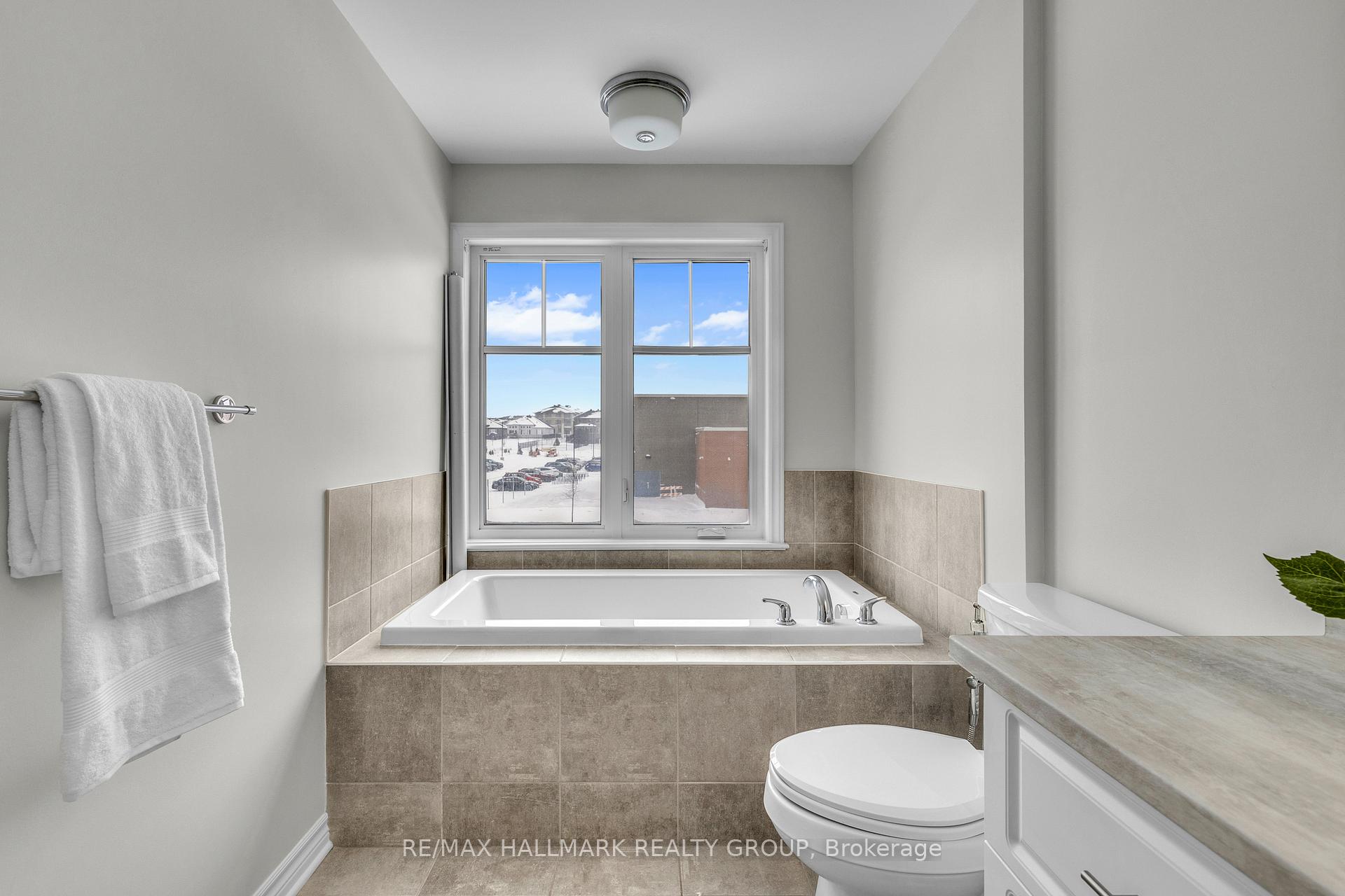 Photo 27 of 839 Miikana Road, Ottawa, Blossom Park/Kemp Park/Findlay Creek — HOMEH