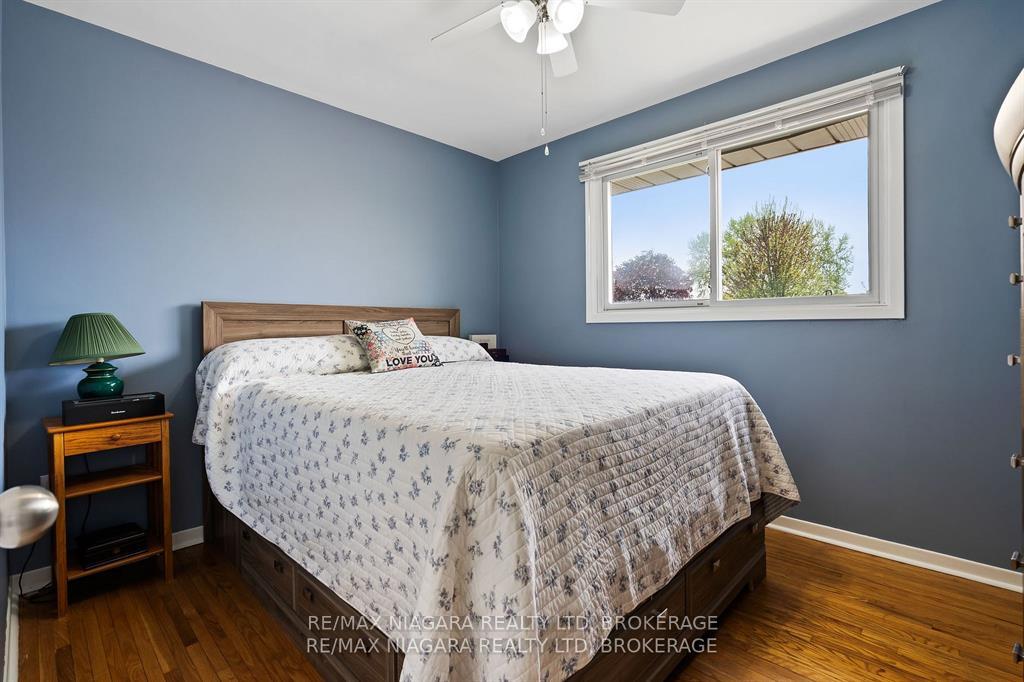 Photo 8 of 36 Bendingroad Crescent, St. Catharines, Lakeport — HOMEH