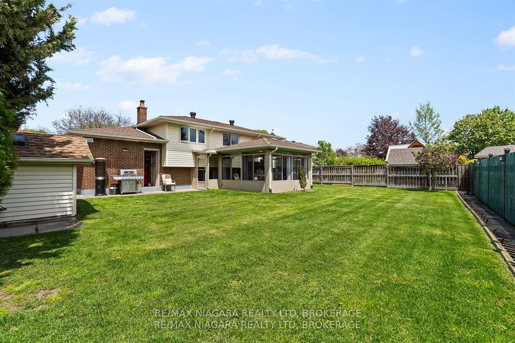 Photo 22 of 36 Bendingroad Crescent, St. Catharines, Lakeport — HOMEH