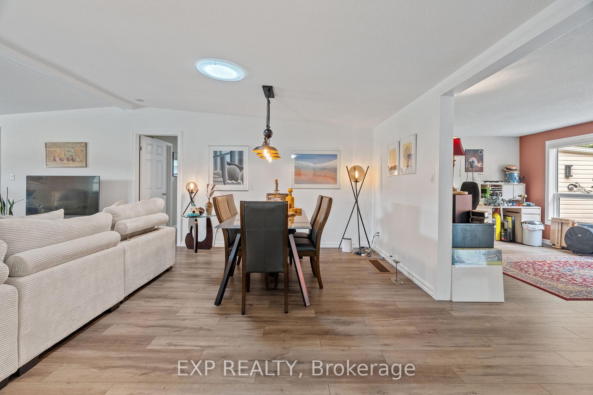 Photo 17 of 362 Shannon Boulevard, South Huron, Stephen — HOMEH