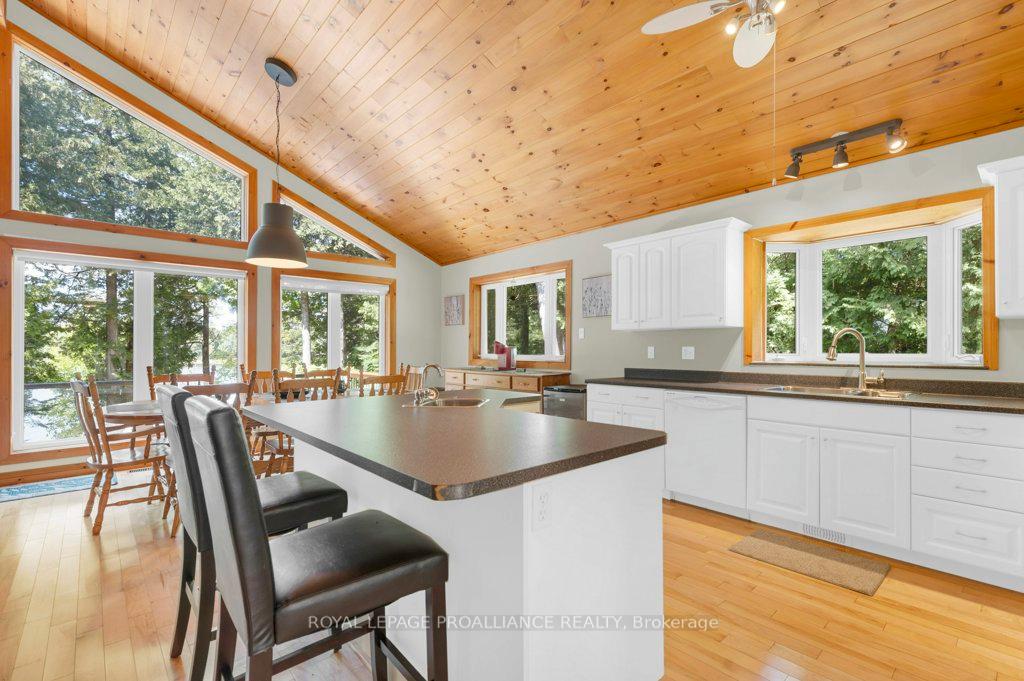 Photo 4 of 357 Clear Lake Lane 11, Tay Valley, Bathurst/Burgess & Sherbrooke (South Sherbrooke) Twp — HOMEH