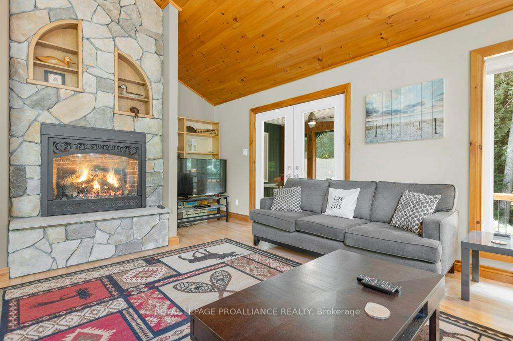 Photo 18 of 357 Clear Lake Lane 11, Tay Valley, Bathurst/Burgess & Sherbrooke (South Sherbrooke) Twp — HOMEH