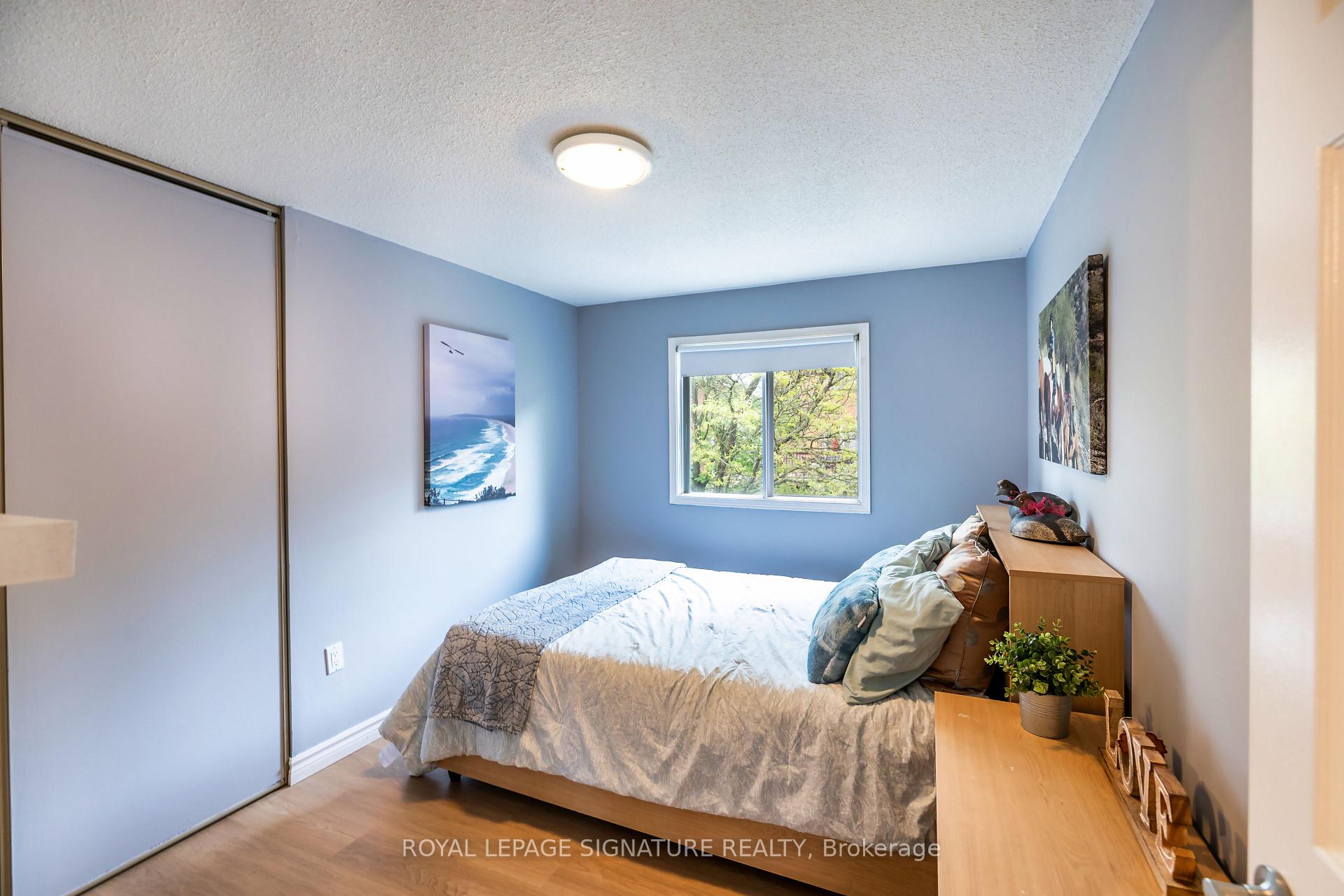 Photo 39 of 27 Twelve Oaks Drive, Aurora, Aurora Village — HOMEH