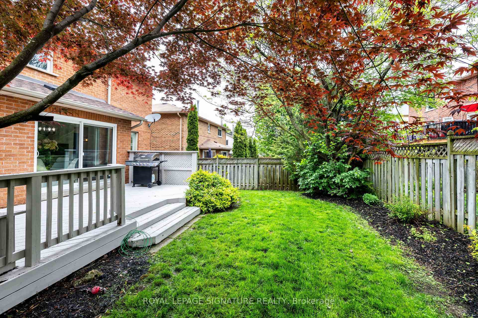 Photo 43 of 27 Twelve Oaks Drive, Aurora, Aurora Village — HOMEH