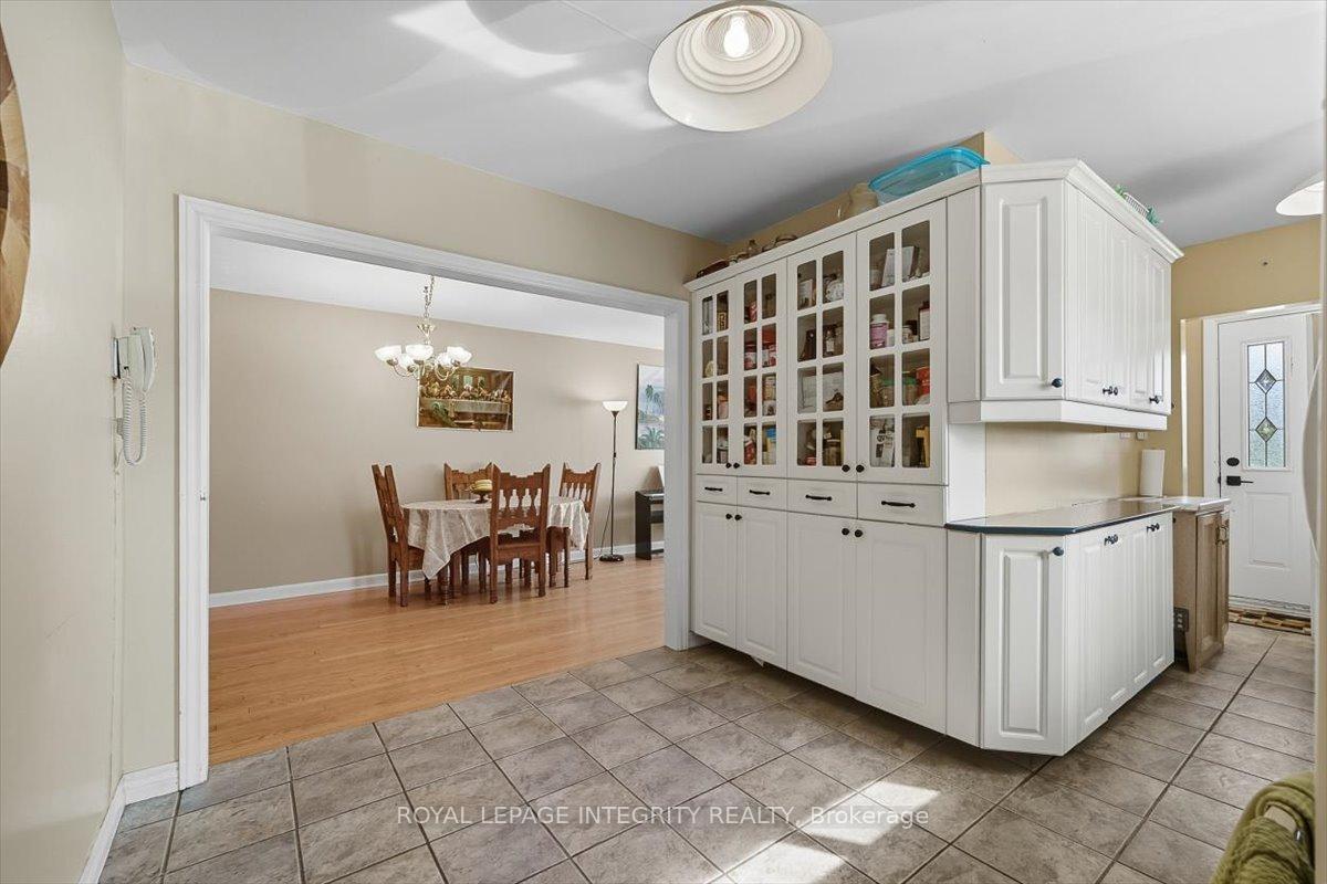 Photo 8 of 1293 Maitland Avenue, Ottawa, Copeland Park — HOMEH