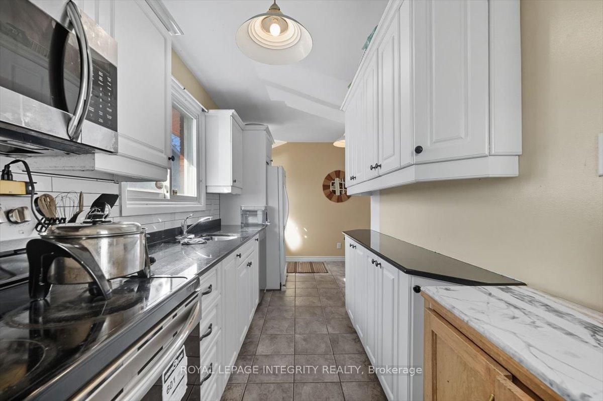 Photo 16 of 1293 Maitland Avenue, Ottawa, Copeland Park — HOMEH