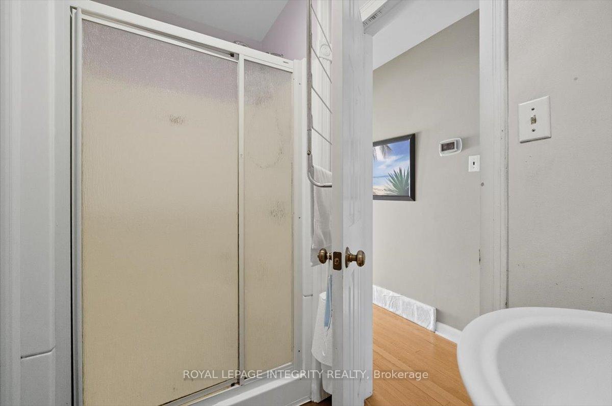 Photo 15 of 1293 Maitland Avenue, Ottawa, Copeland Park — HOMEH