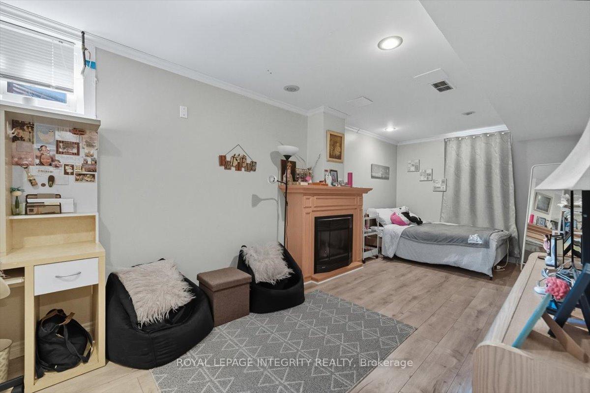 Photo 19 of 1293 Maitland Avenue, Ottawa, Copeland Park — HOMEH