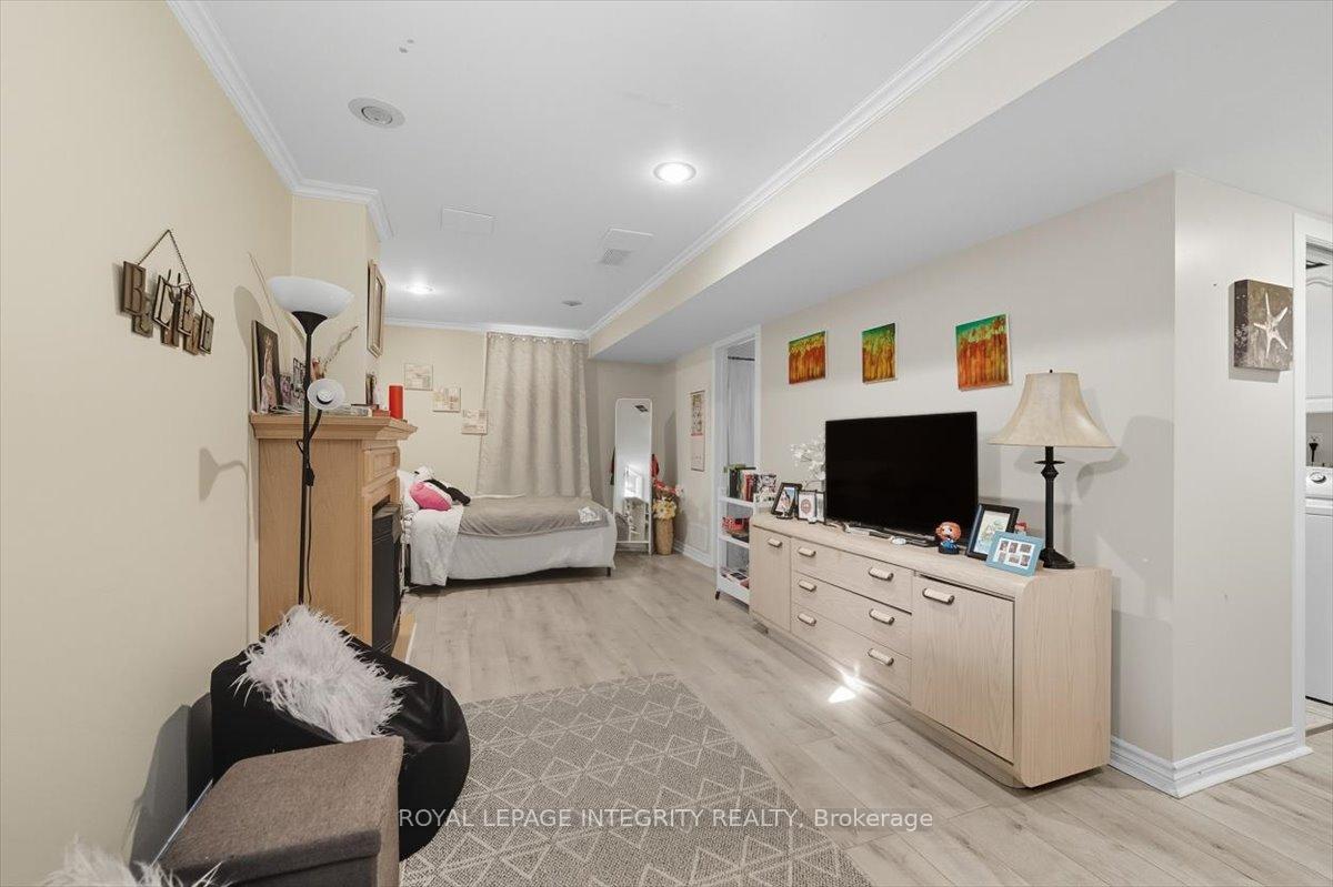Photo 20 of 1293 Maitland Avenue, Ottawa, Copeland Park — HOMEH