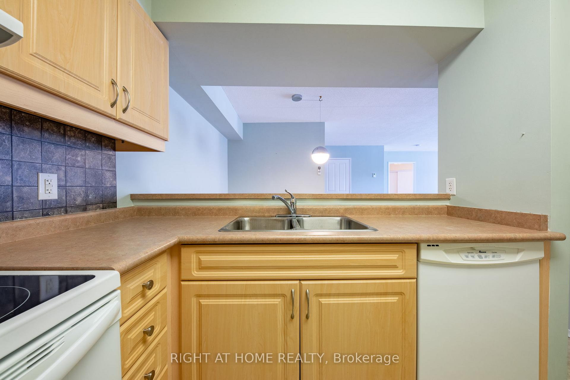 Photo 33 of Unit 208, 333 Lafontaine Road W, Tiny, Rural Tiny — HOMEH