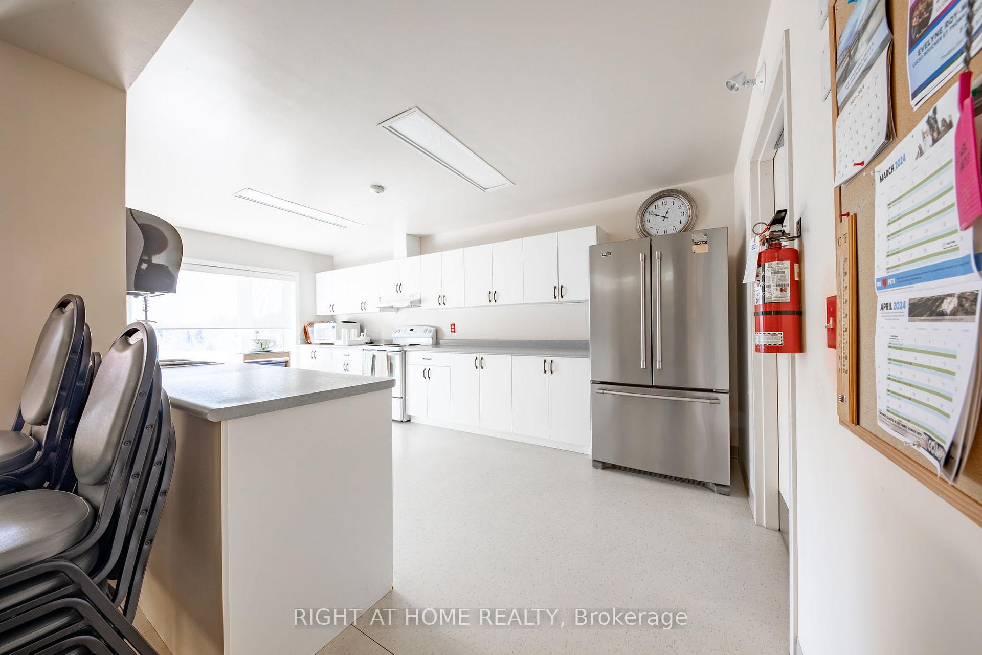 Photo 25 of Unit 208, 333 Lafontaine Road W, Tiny, Rural Tiny — HOMEH