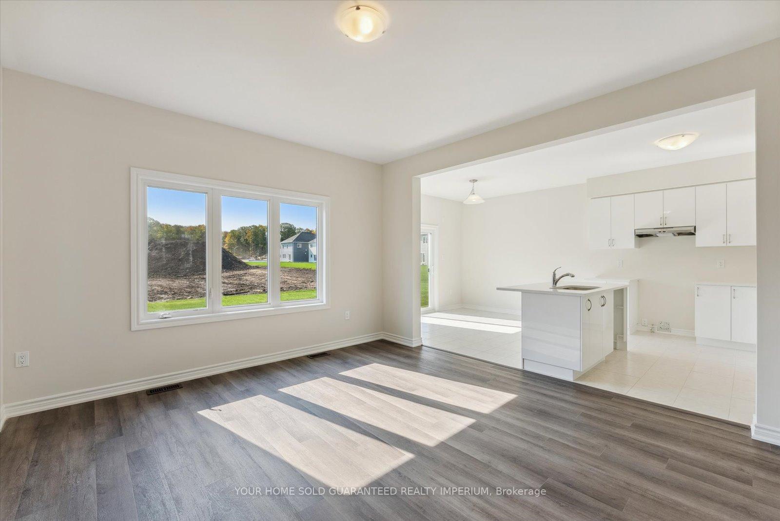 Photo 3 of 430 Beechwood Forest Lane, Gravenhurst, Muskoka (S) — HOMEH