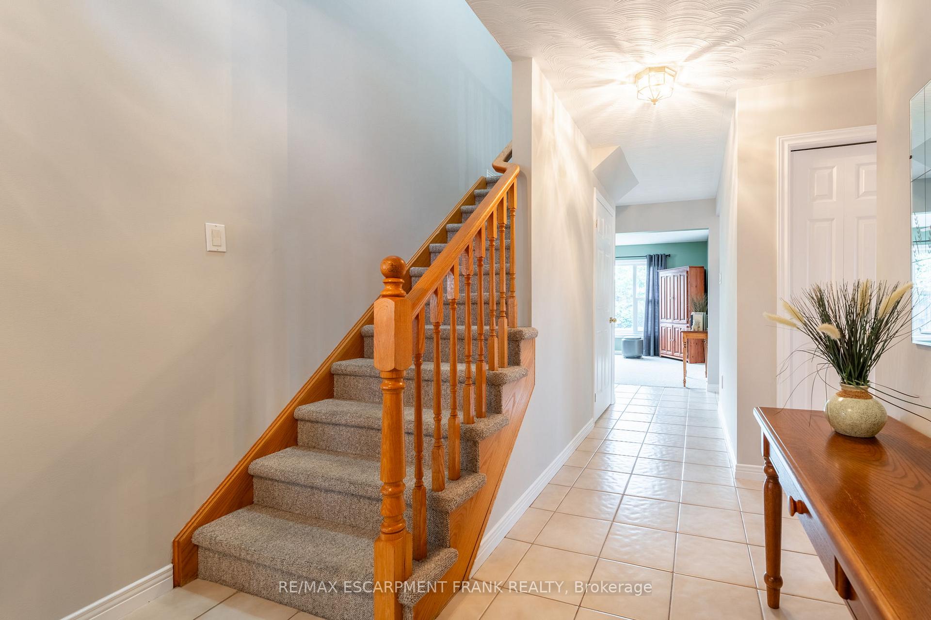 Photo 29 of 168 Sirente Drive, Hamilton, Crerar — HOMEH