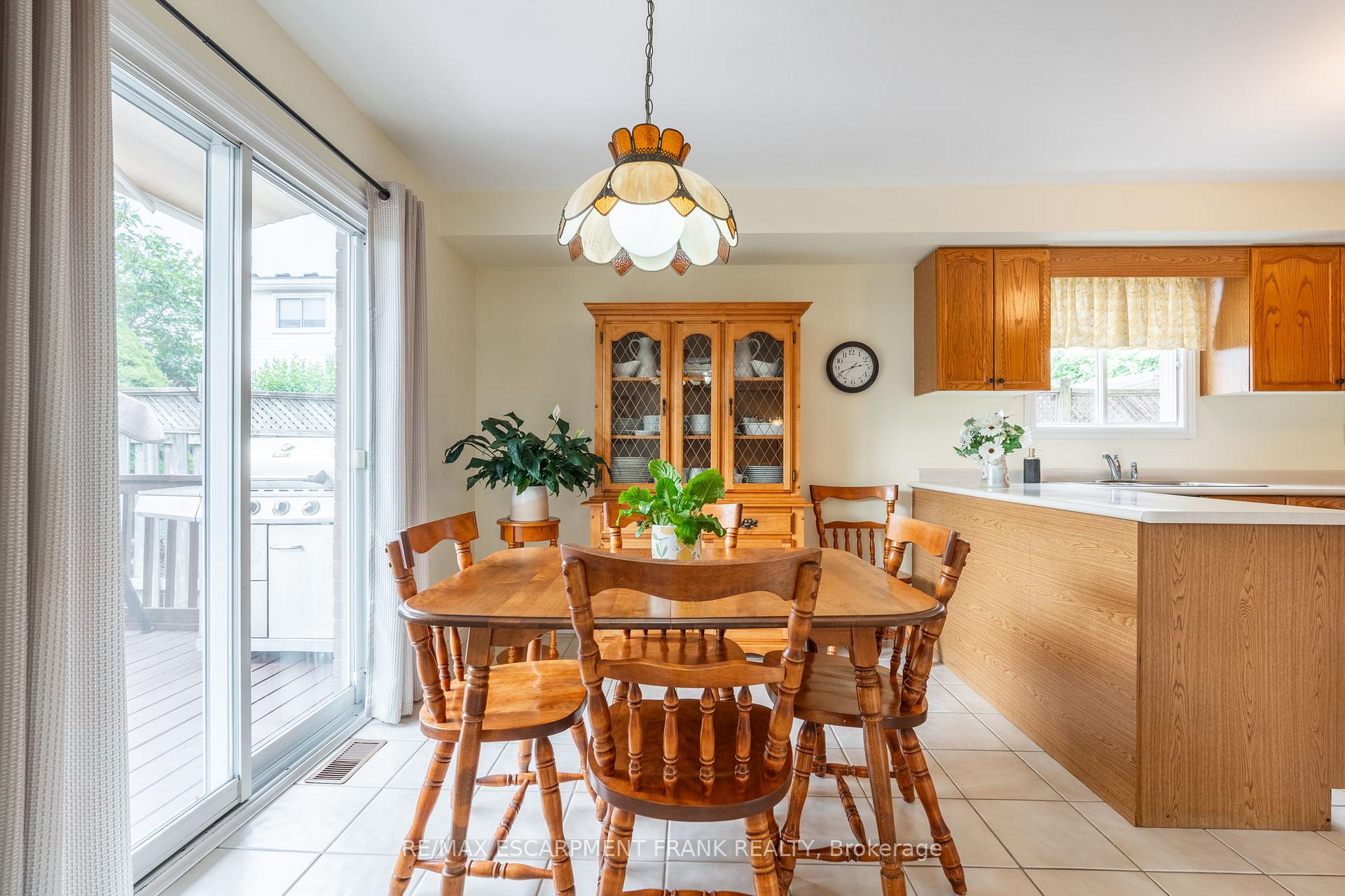 Photo 25 of 168 Sirente Drive, Hamilton, Crerar — HOMEH