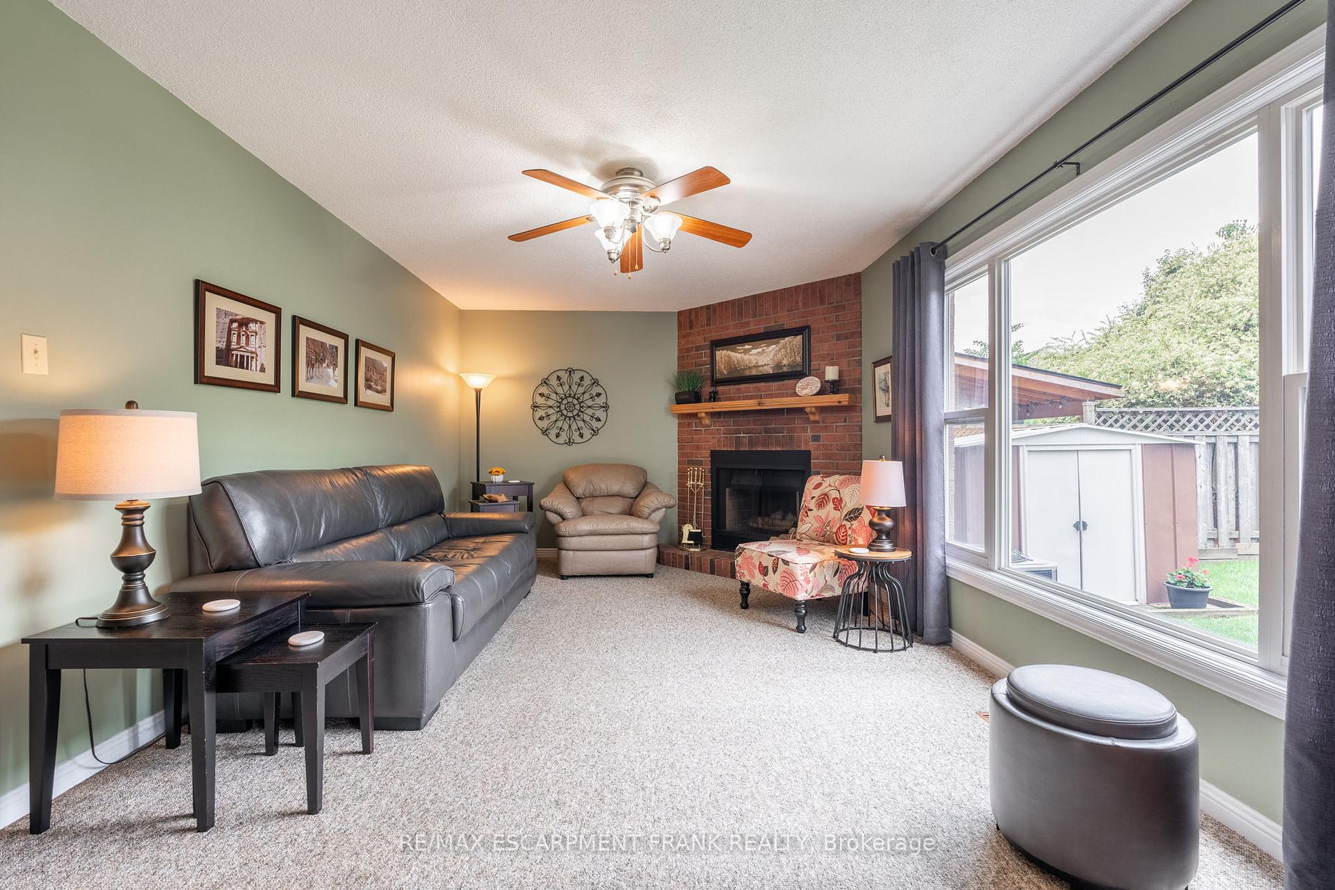 Photo 4 of 168 Sirente Drive, Hamilton, Crerar — HOMEH