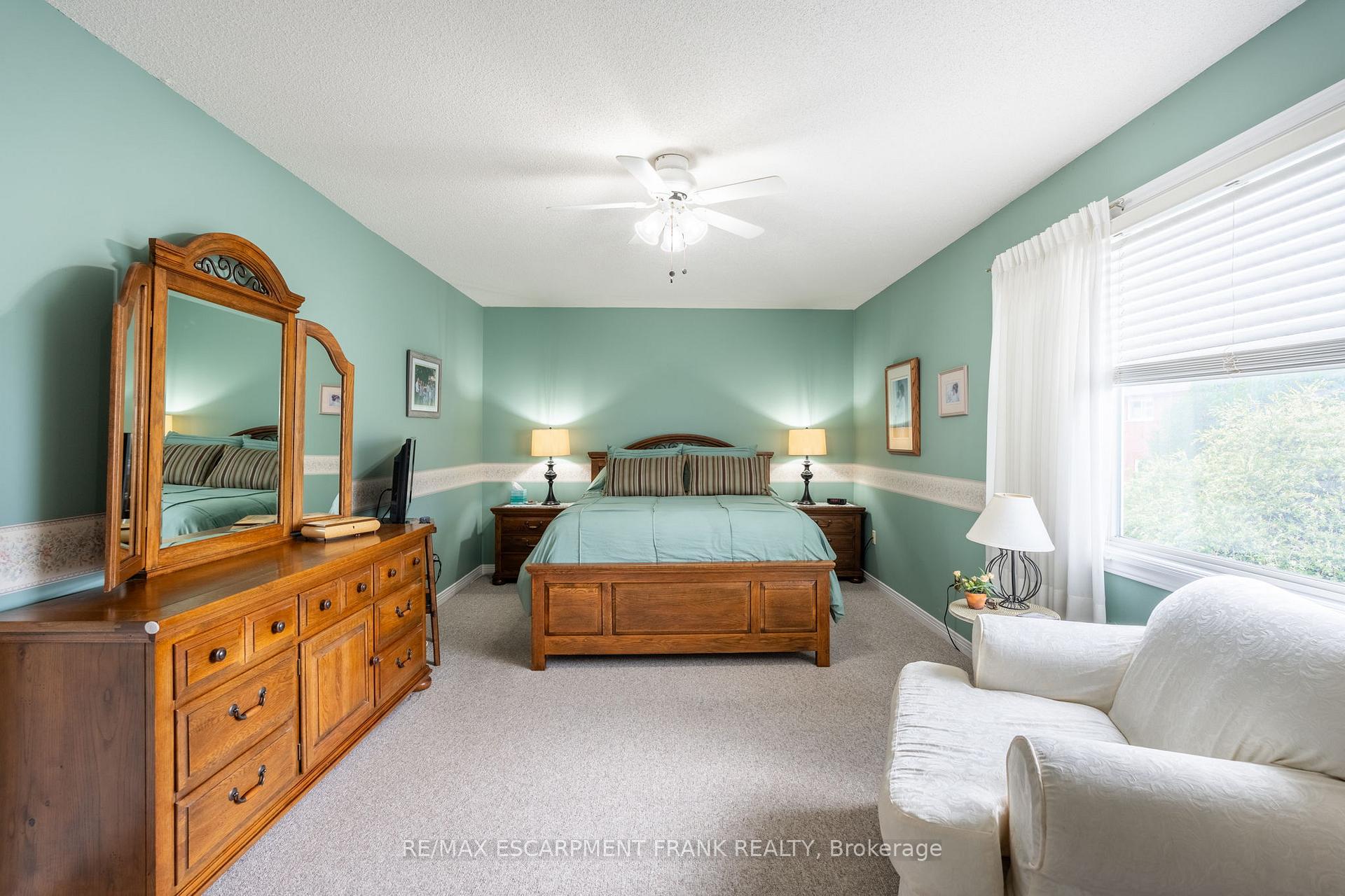 Photo 34 of 168 Sirente Drive, Hamilton, Crerar — HOMEH