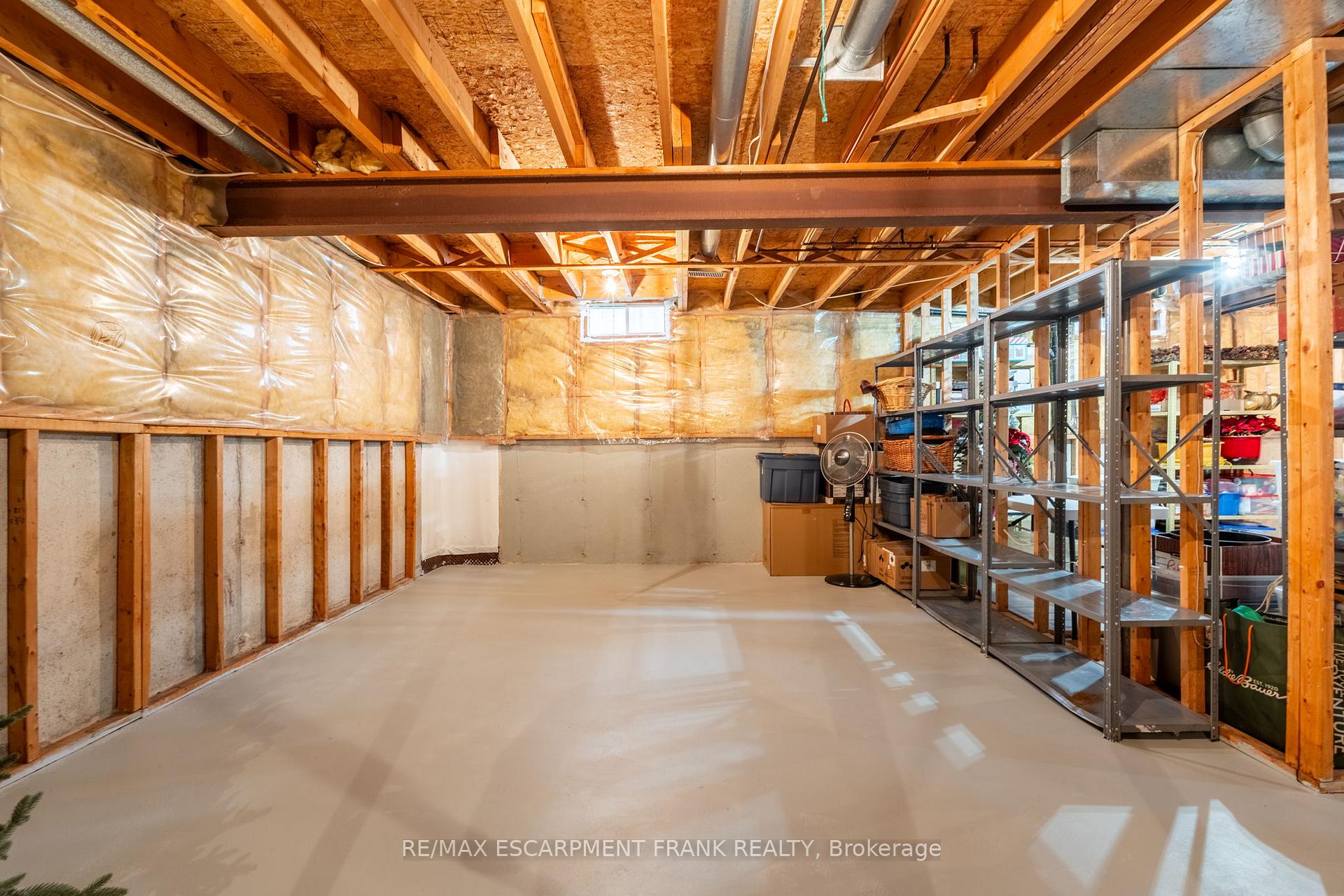 Photo 31 of 168 Sirente Drive, Hamilton, Crerar — HOMEH