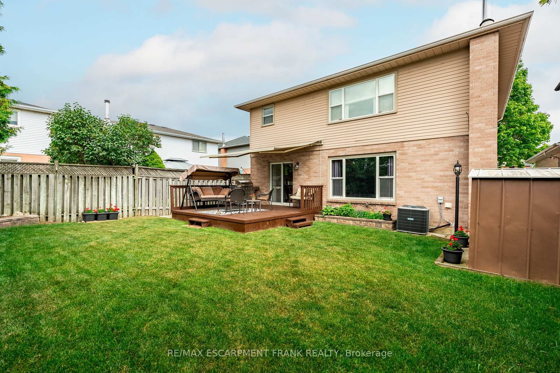 Photo 45 of 168 Sirente Drive, Hamilton, Crerar — HOMEH