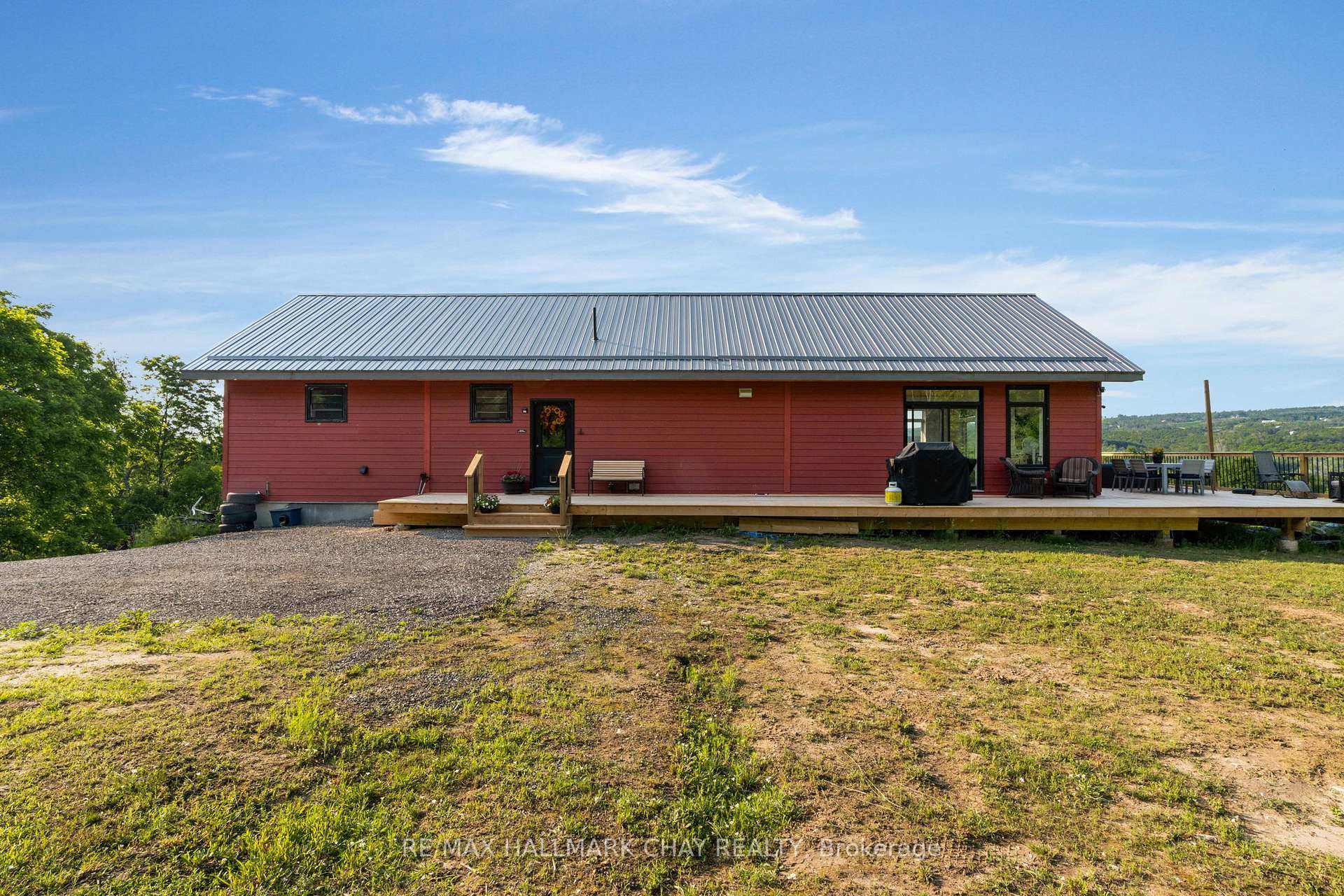 Photo 4 of 7724 County Road 9, Clearview, Creemore — HOMEH