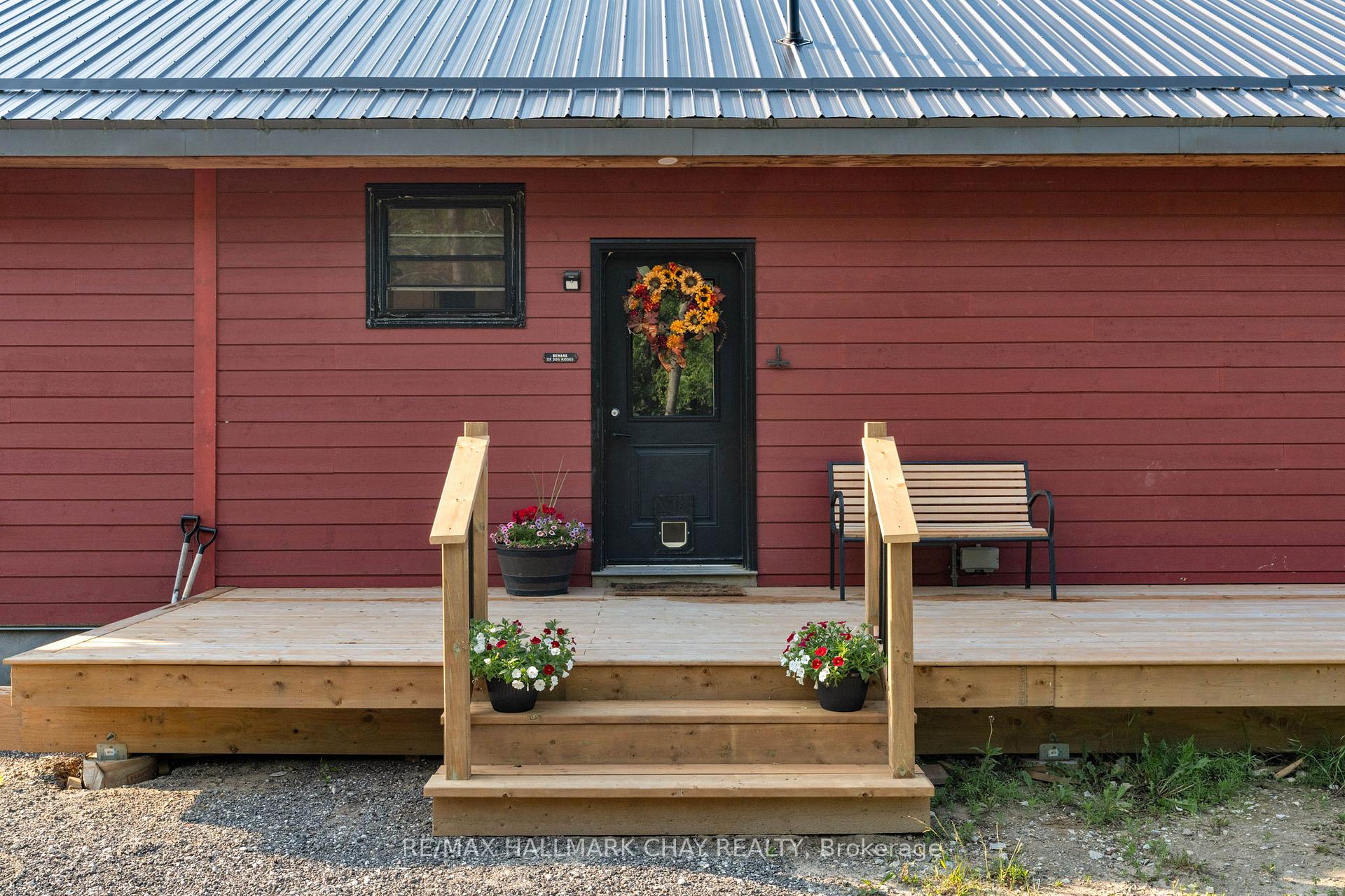 Photo 10 of 7724 County Road 9, Clearview, Creemore — HOMEH