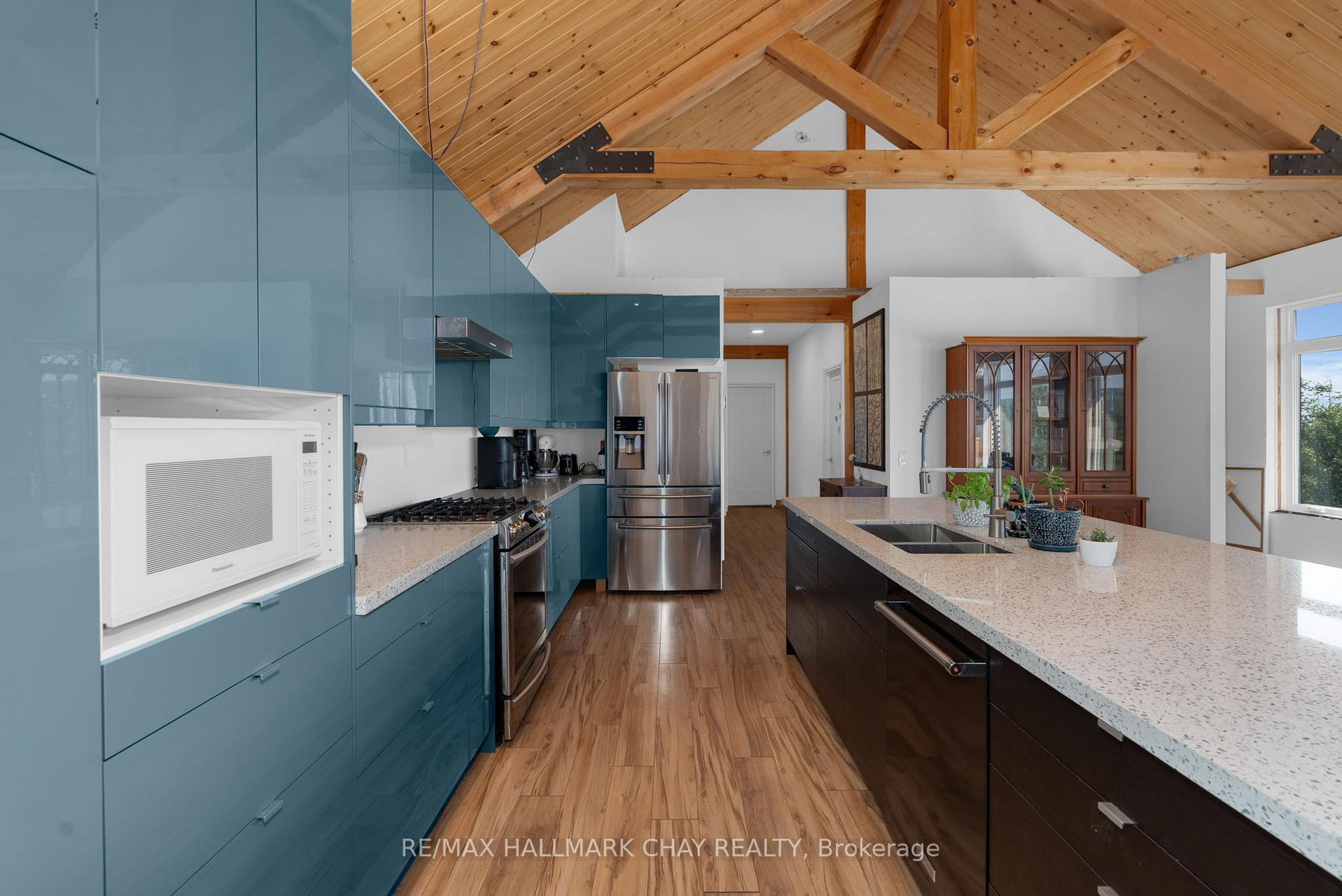 Photo 14 of 7724 County Road 9, Clearview, Creemore — HOMEH