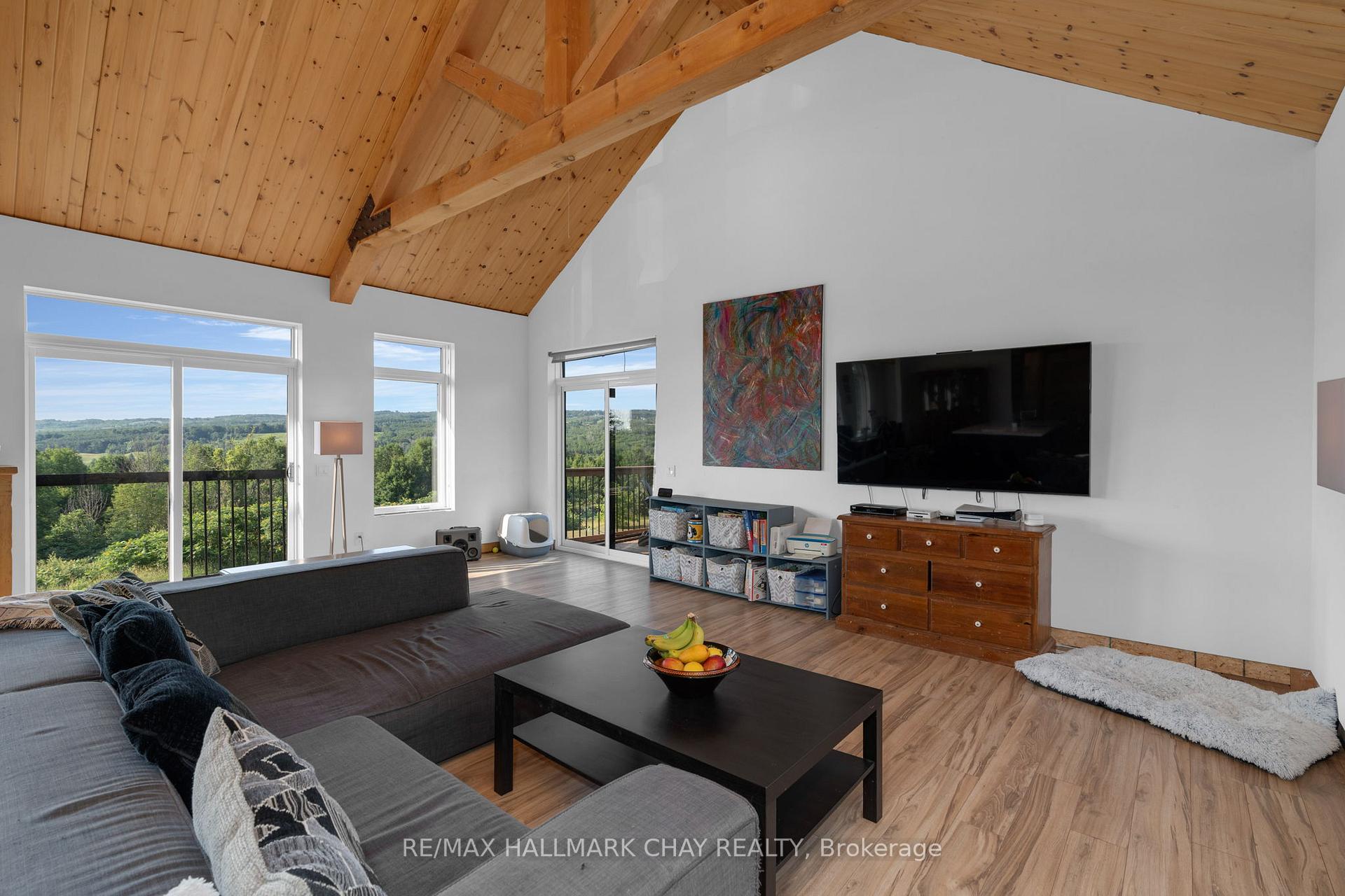 Photo 9 of 7724 County Road 9, Clearview, Creemore — HOMEH