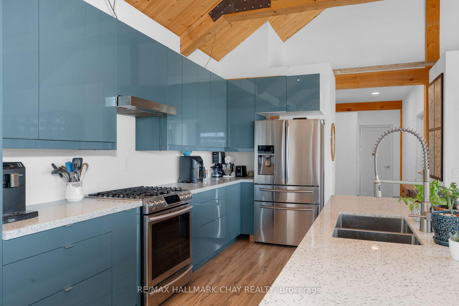 Photo 13 of 7724 County Road 9, Clearview, Creemore — HOMEH