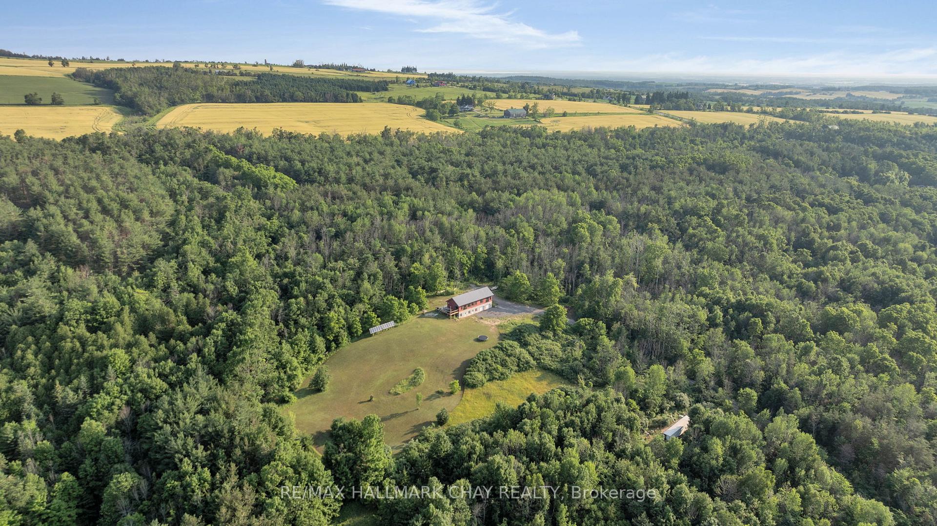 Photo 34 of 7724 County Road 9, Clearview, Creemore — HOMEH