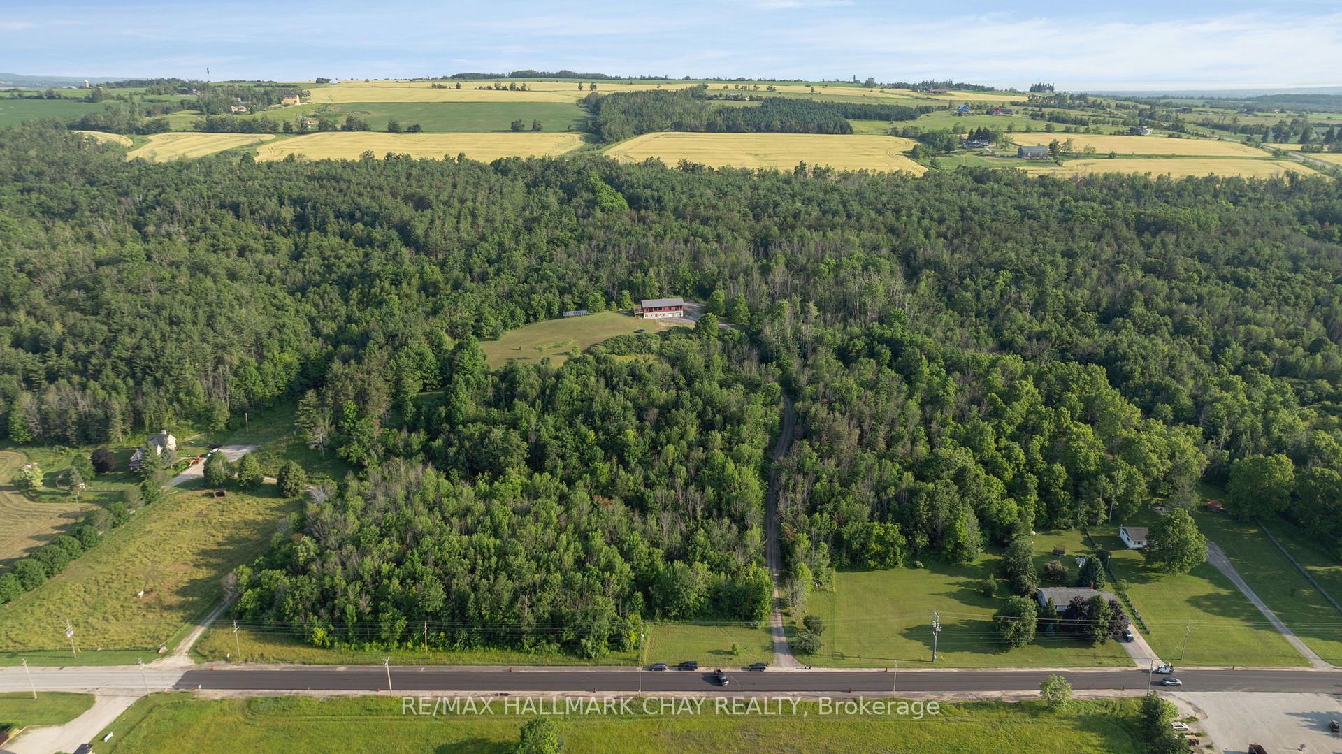 Photo 36 of 7724 County Road 9, Clearview, Creemore — HOMEH