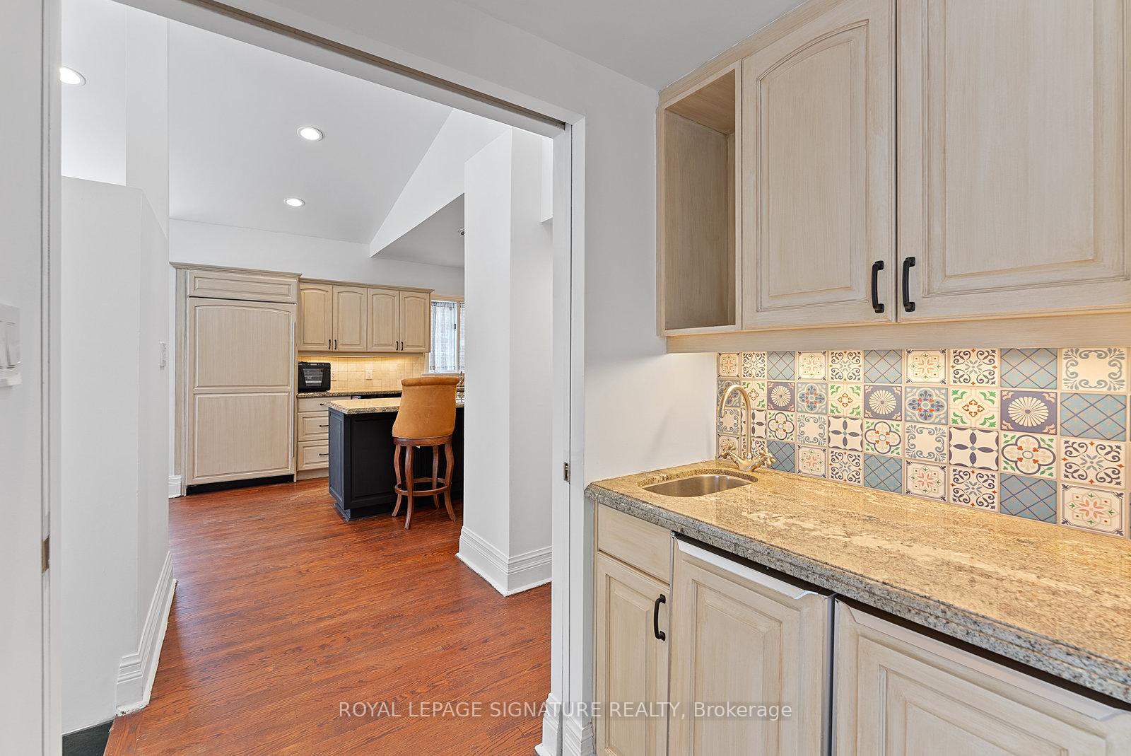 Photo 4 of 68 Cheltenham Avenue, Toronto, Lawrence Park South — HOMEH