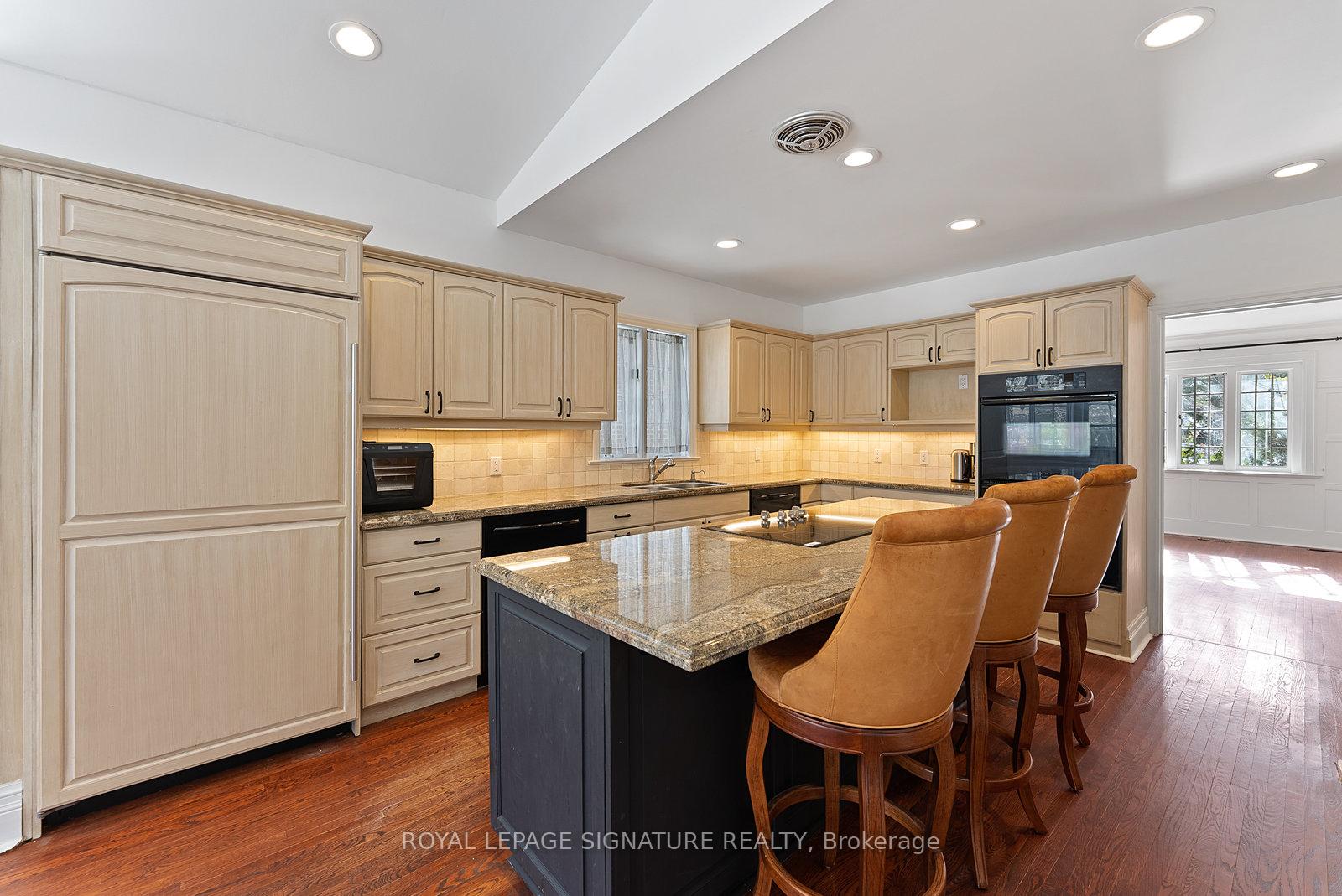 Photo 19 of 68 Cheltenham Avenue, Toronto, Lawrence Park South — HOMEH