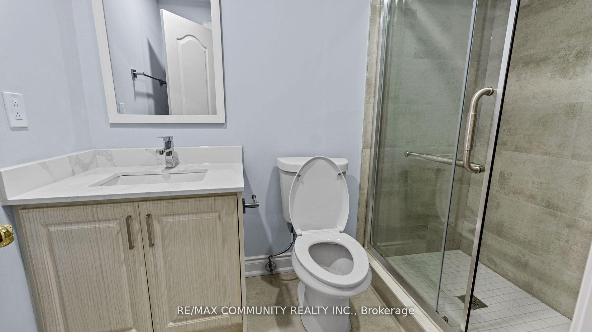 Photo 18 of 1772 Woodgate Trail, Oshawa, Samac — HOMEH