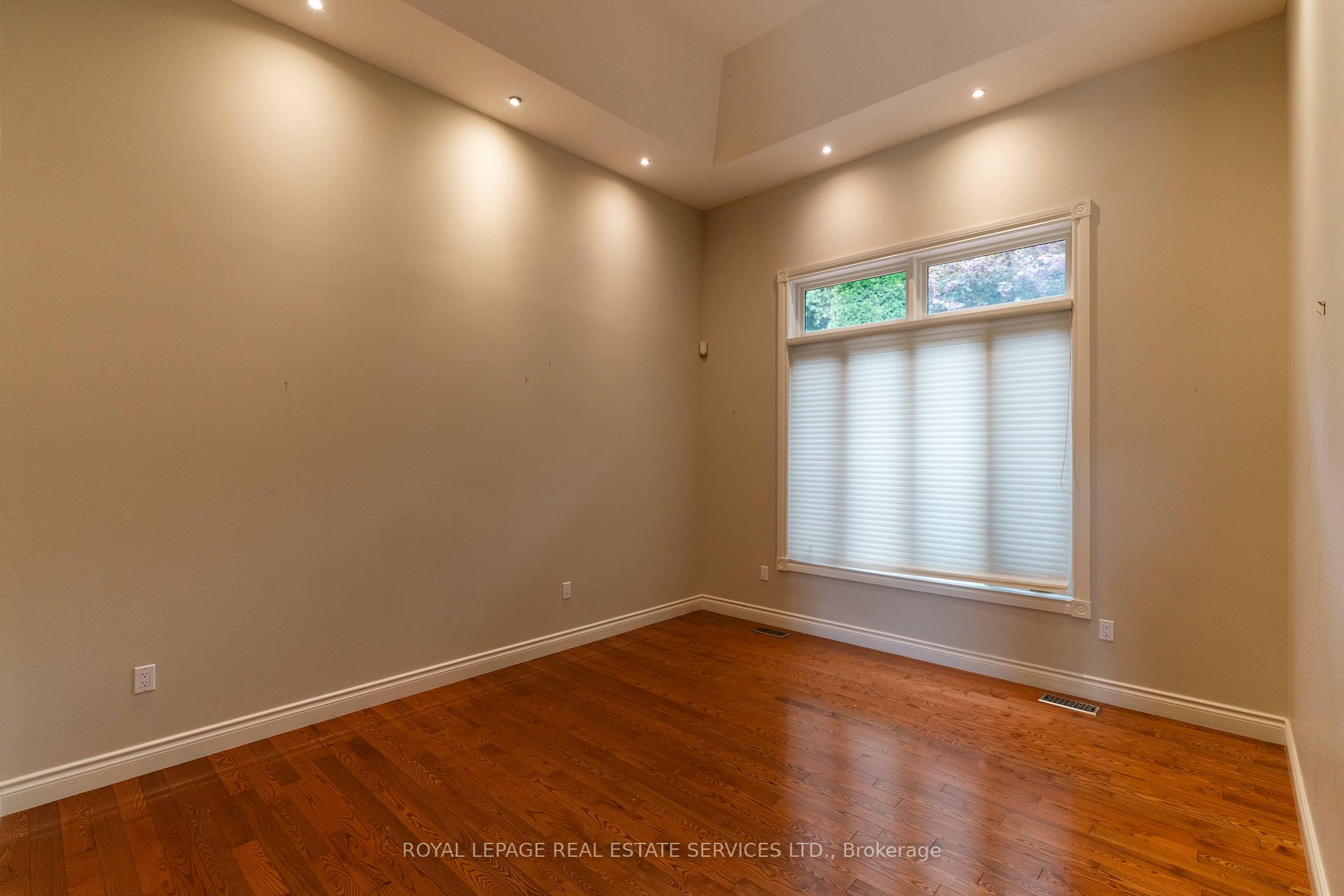 Photo 16 of 238 Wilderness Drive, Hamilton, Ancaster — HOMEH