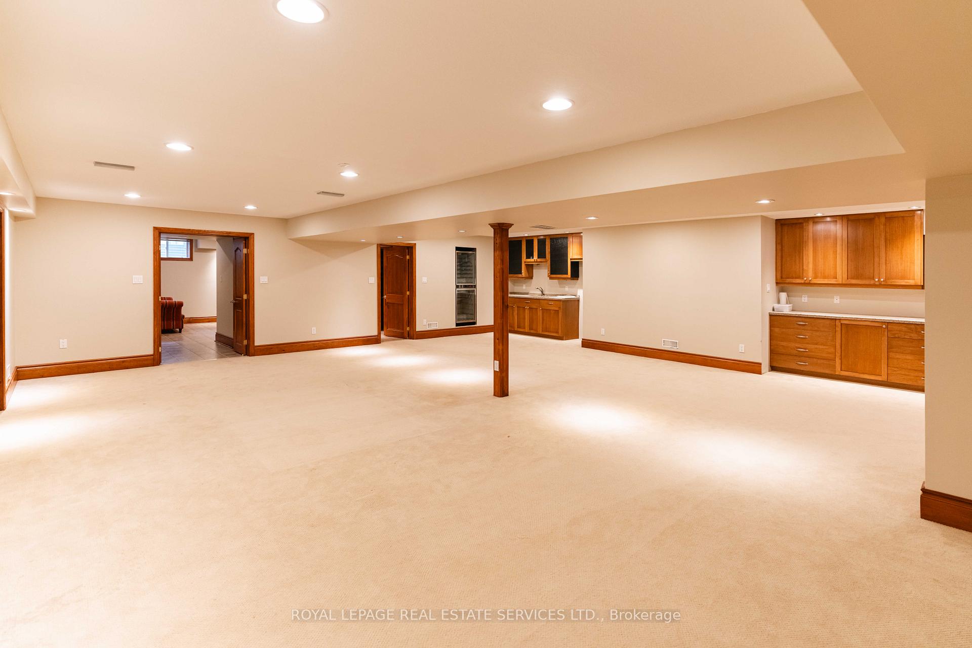 Photo 37 of 238 Wilderness Drive, Hamilton, Ancaster — HOMEH
