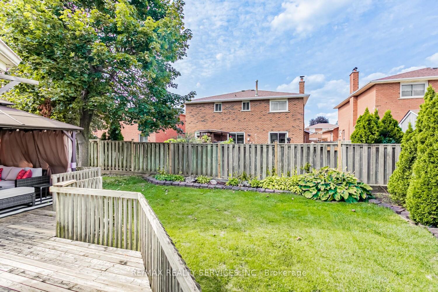 Photo 39 of 14 Nottingham Crescent, Brampton, Westgate — HOMEH
