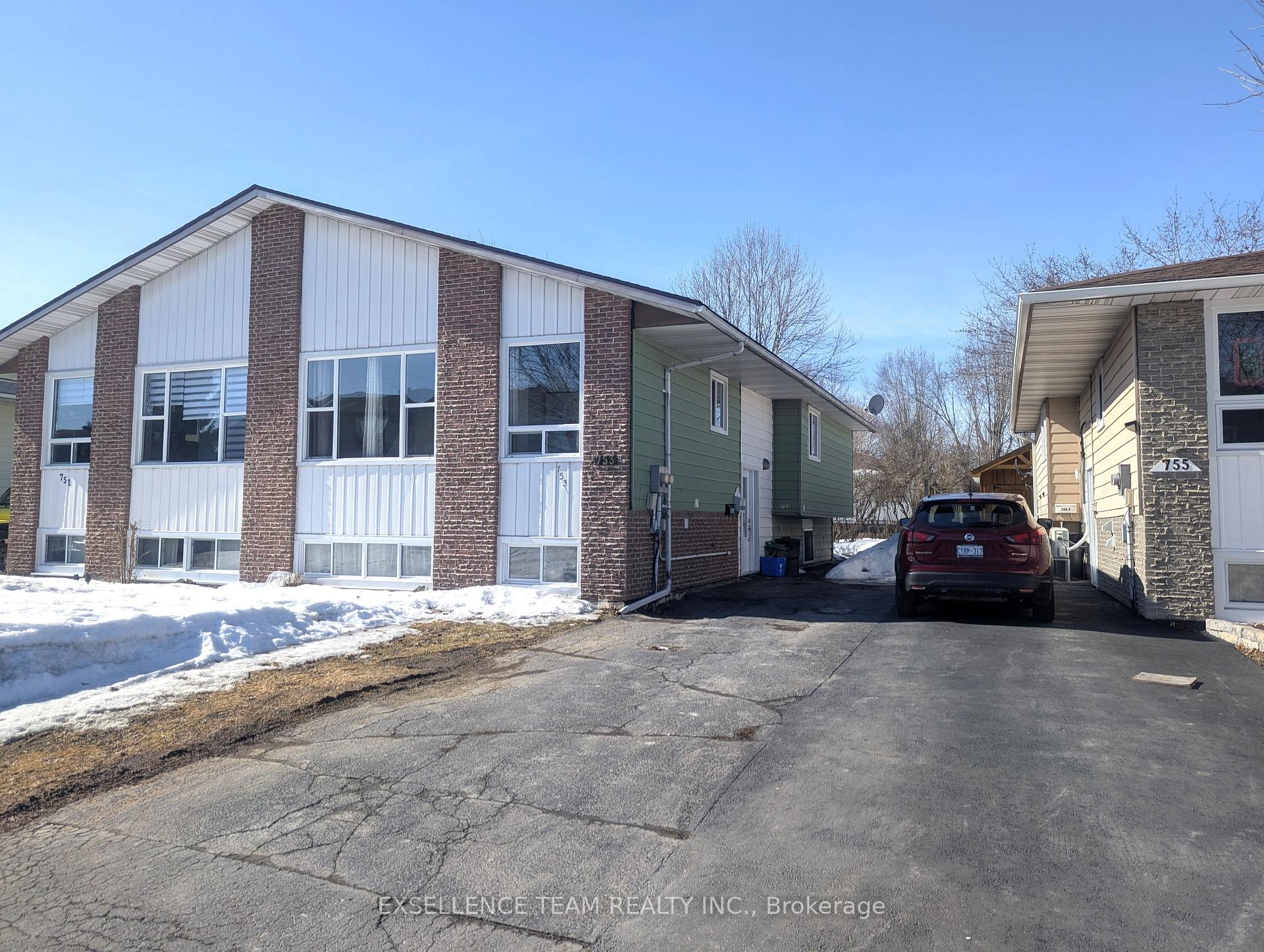 Photo 1 of 753 Glengarry Boulevard, Cornwall — HOMEH