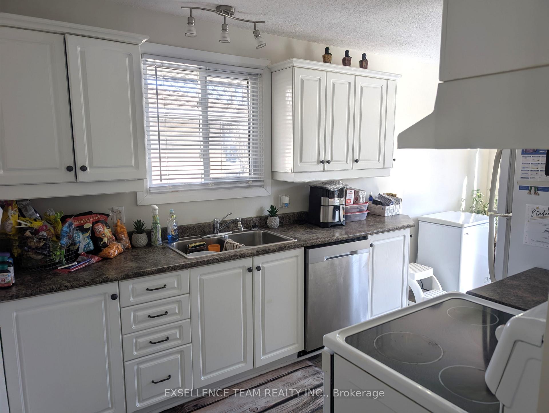 Photo 7 of 753 Glengarry Boulevard, Cornwall — HOMEH