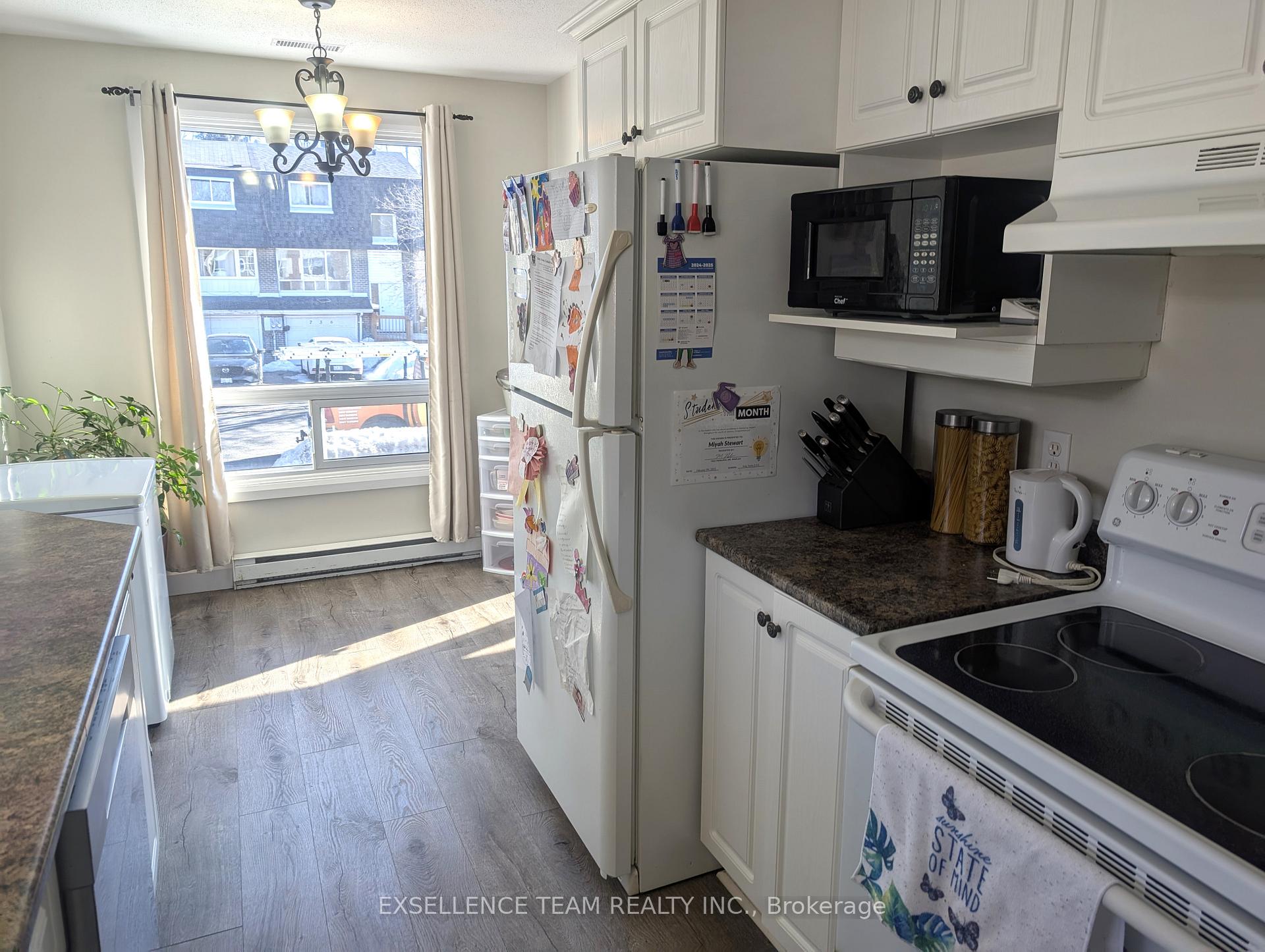Photo 8 of 753 Glengarry Boulevard, Cornwall — HOMEH