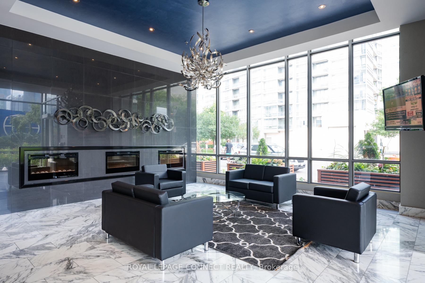 Photo 10 of Unit 901-UNF, 5 Mariner Terrace, Toronto, Waterfront Communities — HOMEH