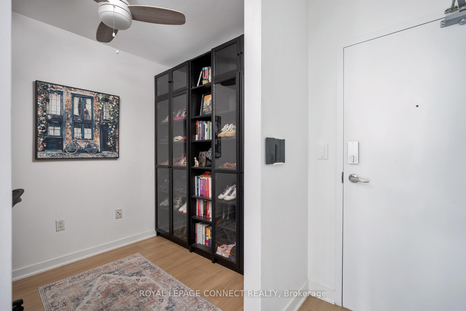 Photo 3 of Unit 901-UNF, 5 Mariner Terrace, Toronto, Waterfront Communities — HOMEH