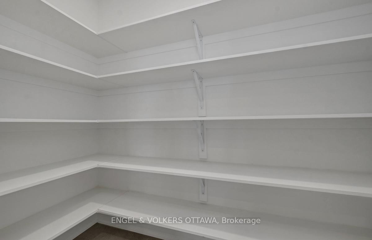 Photo 14 of 95 San Felice Circle, Ottawa, Kanata - Emerald Meadows/Trailwest — HOMEH