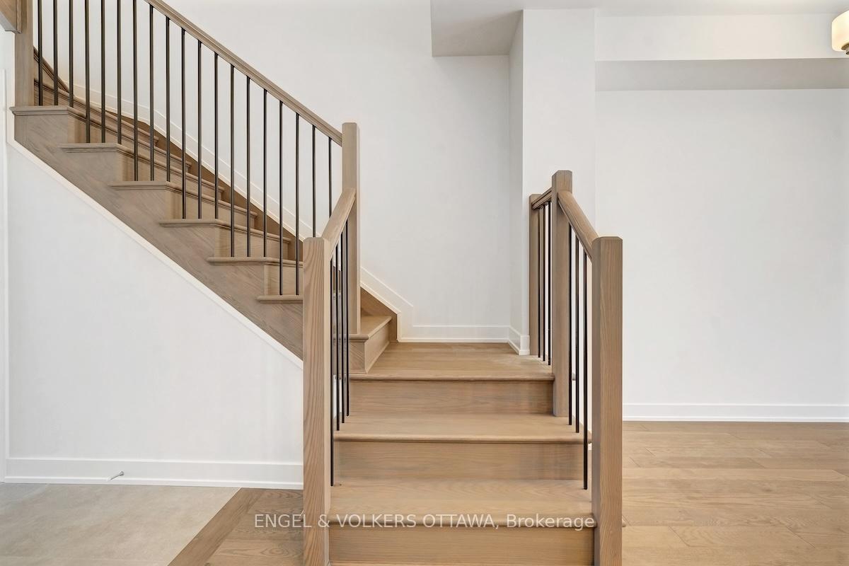 Photo 42 of 95 San Felice Circle, Ottawa, Kanata - Emerald Meadows/Trailwest — HOMEH